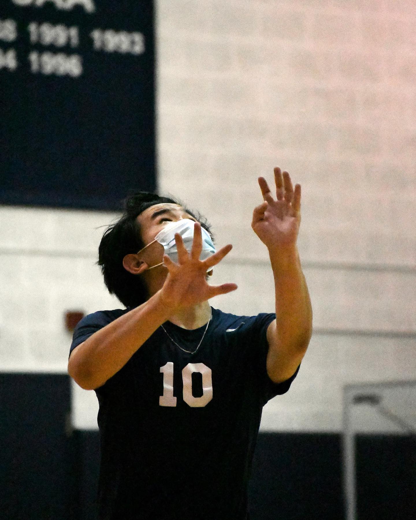 Congrats to the Men’s Team for placing second in the regional Pennsylvania-Ohio Volleyball League tournament !🥈And Best of luck to the men of @cwru_clubvball as they head off to Nationals!🏐🏆
.
.
.
#abigaillindseyphotography #volleyball #volleyballclub #volleyballteam #clubvolleyball #mensvolleyball #studentathlete #cwruclubsports #clubvolleyball #collegevolleyball #cwru #cwrusports #sportsphotography @cwru #volleyballphotography