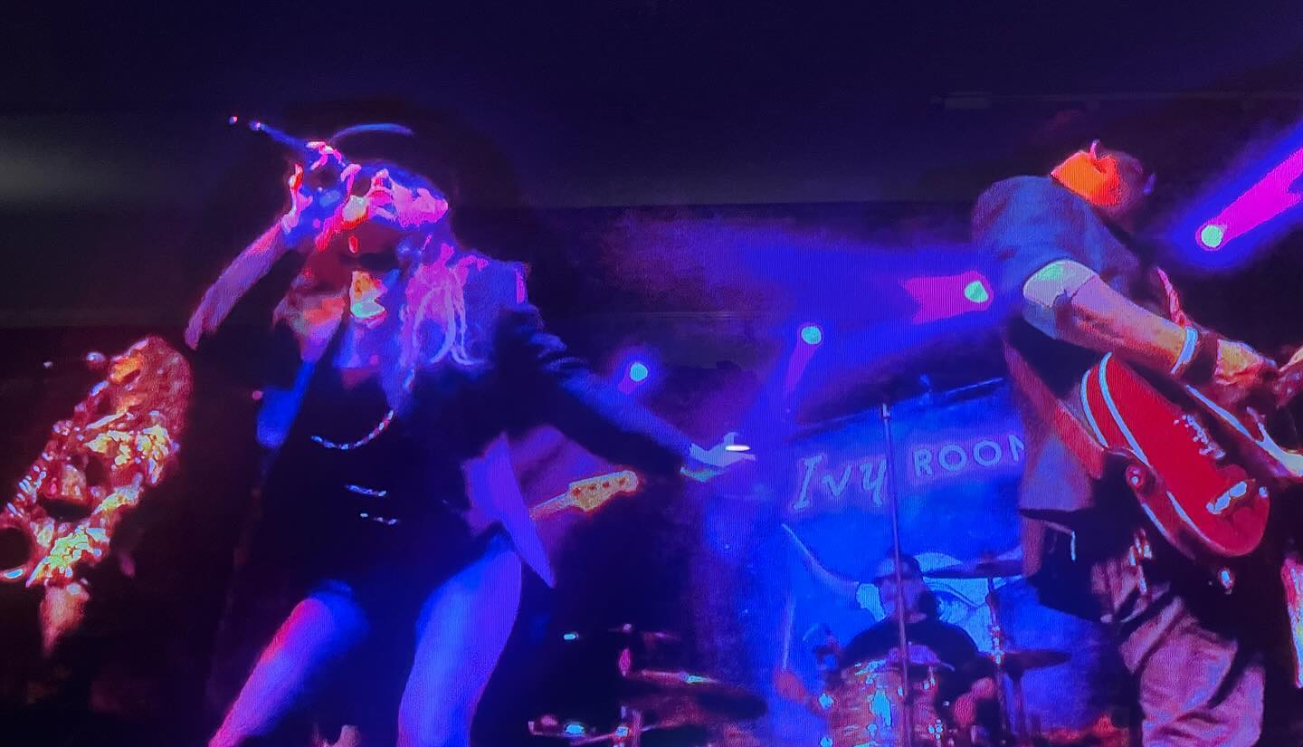 Thank you @ivyroom @jean_genies_sf @thetroublewithmonkeys and everyone who came out to see us last night!! 🔥❤️🤘❤️🔥🎶 #ivyroom #albany #stones #rollingstones #tribute #letsspendthenighttogether
