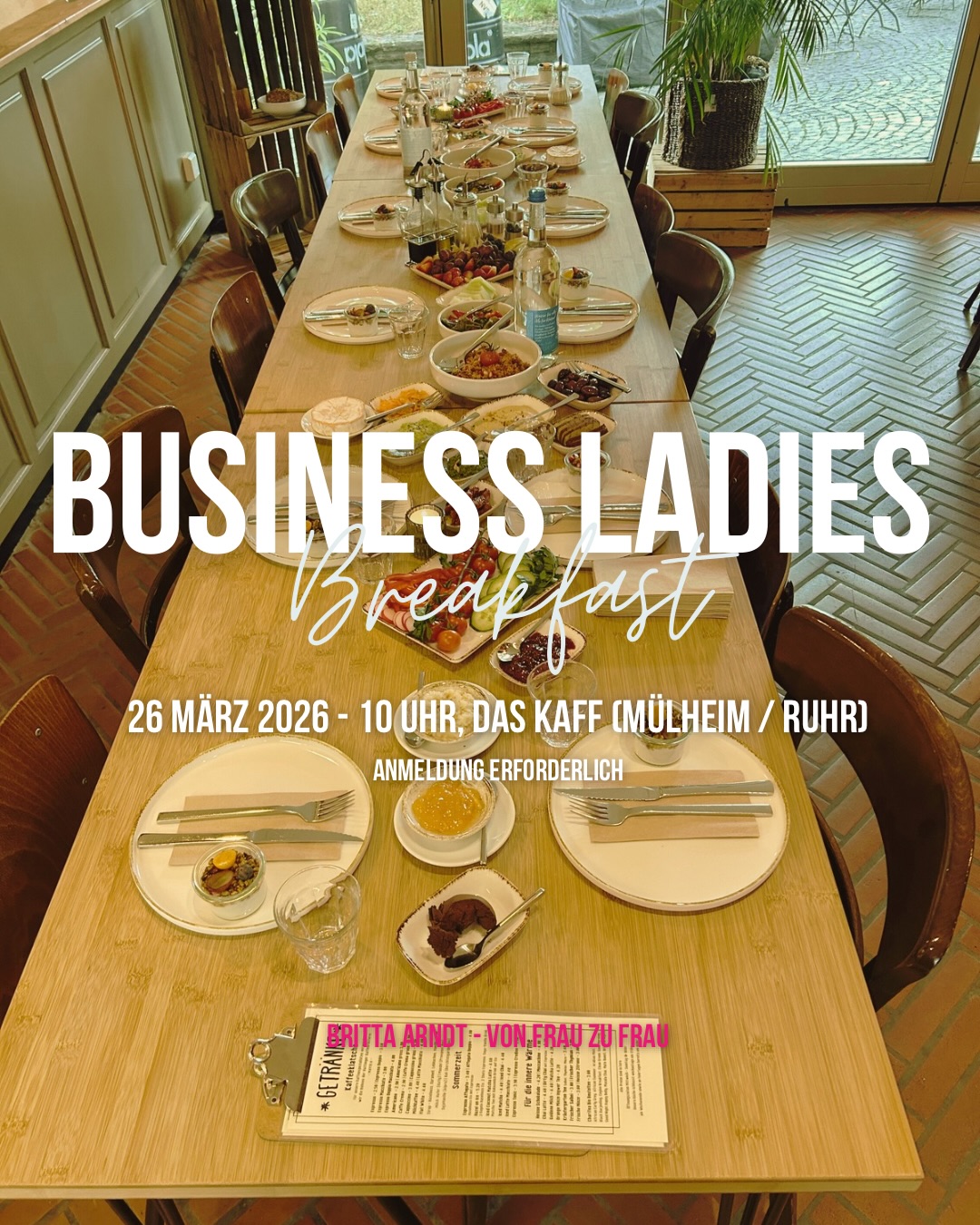 BUSINESS LADIES BREAKFAST 🥐☕️
📅 Donnerstag, 26. März 2026
⏰ 10–13 Uhr
📍 @das_kaff_mh , Mülheim an der Ruhr
Lasst uns gemeinsam frühstücken, austauschen und vernetzen!
Freu dich auf ein entspanntes Business-Frühstück in inspirierender Runde. @das_kaff_mh verwöhnt uns mit einer liebevoll zusammengestellten veganen Auswahl: Bagels, Croissants, Hummus, Antipasti, Guacamole, Joghurt und vieles mehr 🥐🥯
In lockerer Atmosphäre hast du die Möglichkeit, wertvolle neue Kontakte zu knüpfen, potenzielle Kooperationspartnerinnen kennenzulernen und dich mit anderen Unternehmerinnen aus Mülheim und Umgebung auszutauschen. Oft entstehen hier genau die Gespräche, die neue Ideen, Kooperationen oder Business-Chancen eröffnen. ✨
Du musst dich nur zurücklehnen, genießen und offen sein für echten Austausch.
💡 Nicht vergessen: Visitenkarten, Flyer & Co. sind herzlich willkommen.
➡️ Dein Invest: 39 € Teilnahmegebühr
inkl. veganem Frühstück
(Getränke sind nicht enthalten und werden vor Ort individuell bezahlt)
❗️ Wichtig: Anmeldung über meine Website ist unbedingt erforderlich – die Plätze sind auf 11 Teilnehmerinnen begrenzt.
(Keine Anmeldung für reine Networkerinnen!)
Bist Du dabei? Wer soll unbedingt auch dabei sein? 🩷 💬
Ich freue mich auf dich! 💛
Liebe Grüße
Britta
BUSINESS & COMMUNITY MENTORIN
DOTERRA WELLNESS BERATERIN
@vonfrauzufrau_business @von_frau_zu_frau_coaching
@oilpowerment @oilpowerment_for_horses
.
.
.#unternehmerin #unternehmerinnen #vegan #ruhrgebiet #mülheimanderruhr