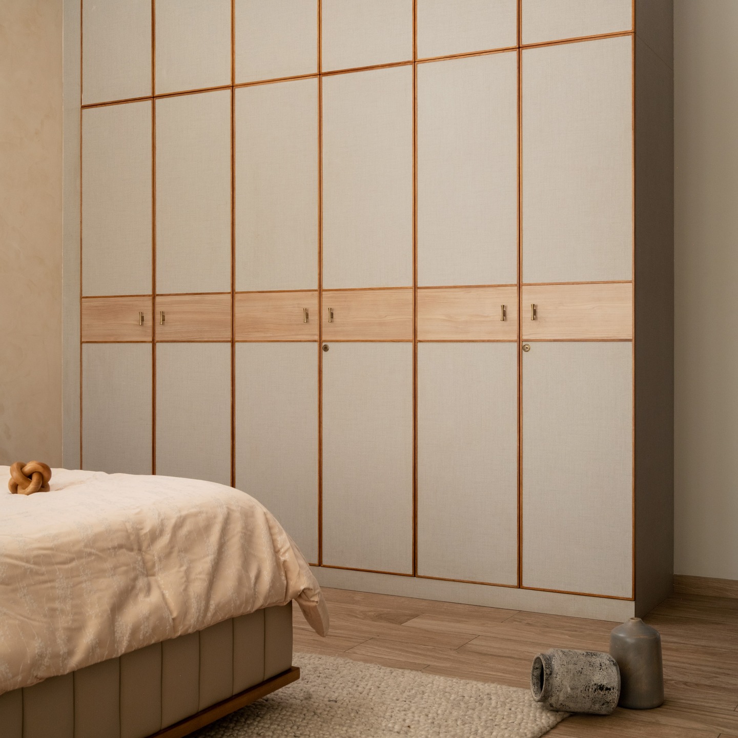 Soft tones, clean lines, and calm living 🤍✨
Where simplicity meets elegance.
#MinimalInterior #ModernBedroom #WardrobeDesign #NeutralAesthetic #HomeInspo #InteriorStyling #CalmSpaces #LuxuryLiving #BedroomGoals #WoodAndNeutral #InteriorDesignIdeas #AestheticHome #MinimalDecor #CozyVibes #HomeStyle #ElegantInteriors #DesignInspiration #SimpleLiving #ModernHomes #warmtones