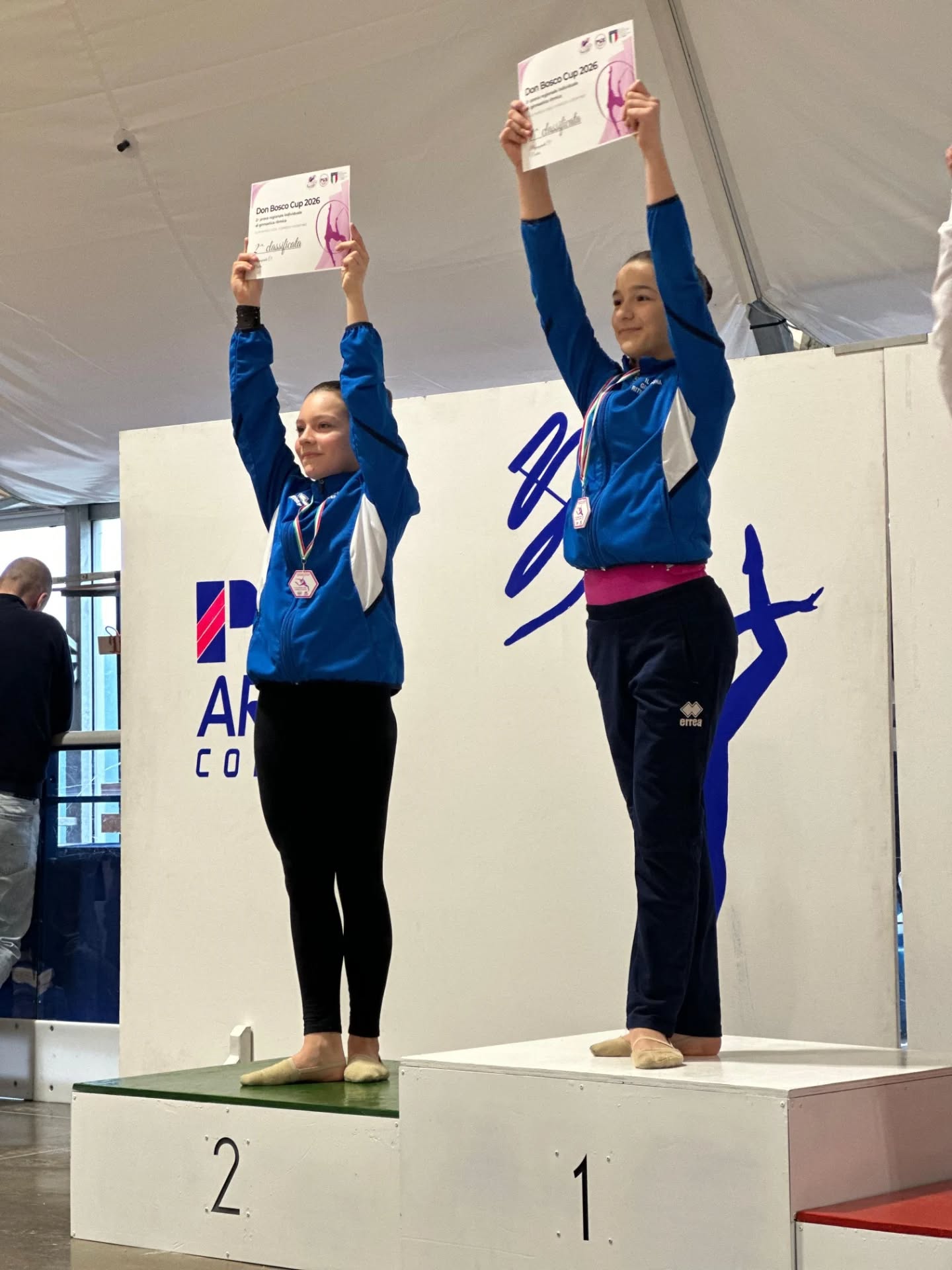 2^ GARA REGIONALE AGONISTICA PGS
Categoria Propaganda C1
🏅 1^ class. Parrinello Nina attrezzo palla
🏅 1^ class. D'alberto Vittoria attrezzo clavette
e 5^assoluta
🏅 2^ class. Schifino Micol attrezzo clavette
🏅 1^ class. Fomaev Giorgia attrezzo nastro
🏅 3^ class. Fomaev Giorgia attrezzo fune
🏅 2^ class. Robbi Bianca attrezzo nastro
Brave anche Matilde Sandrini 5^ alla fune, 16^ al cerchio e Vittoria Tisato 6^ clavette e 8^ palla.✨️