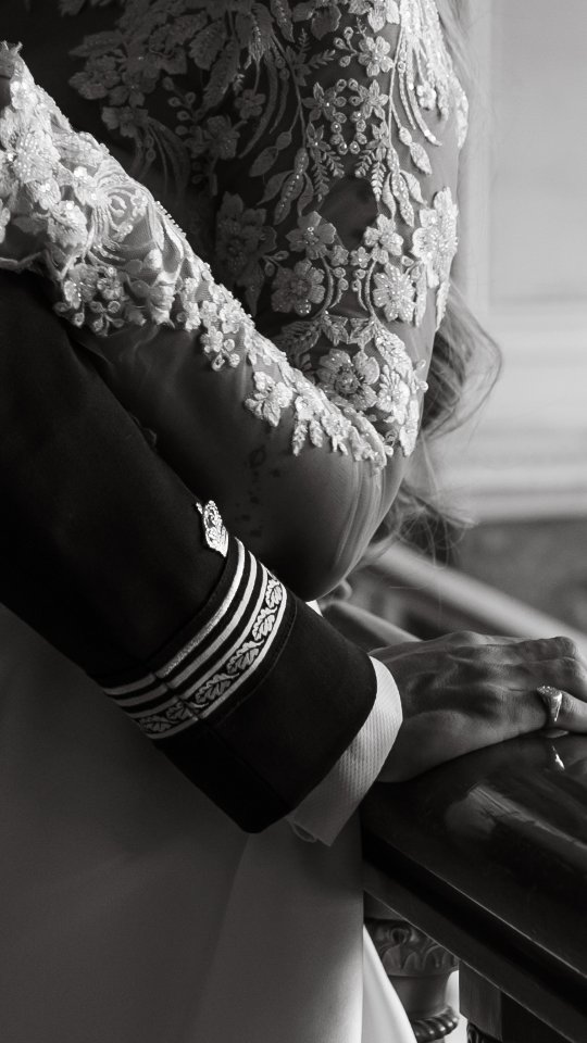 Till alla ni som planerar bröllop måste jag tipsa om @theweddingagency.se ! Så otroligt proffsiga människor som kan hjälpa er med all sorts planering inför bröllopet. 🙌
Extra hedrad och glad är jag att få vara med bland deras utvalda vendors, i otroligt gott sällskap måste jag säga. 😍✨️
För dig som planerar bröllop 2027/2028? Hör av dig! ♡
#bröllopsplanering #bröllopsfotograf #bröllop2027 #bröllop2028 #drömbröllop