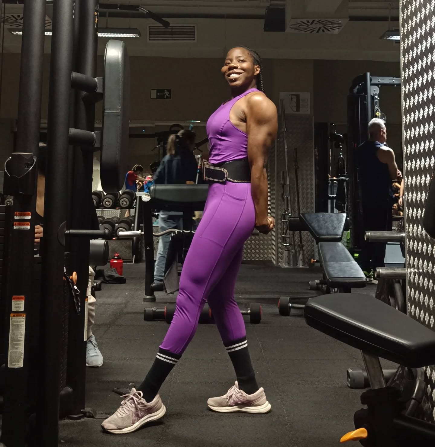 Disfrutando cada gramo de músculo que construyo, sonriendo a mi reflejo y amando cada paso de este camino. 💜🖤💪🏾✨.
Aumento de Masa Muscular de Pablo Paravicini
#tricepsday