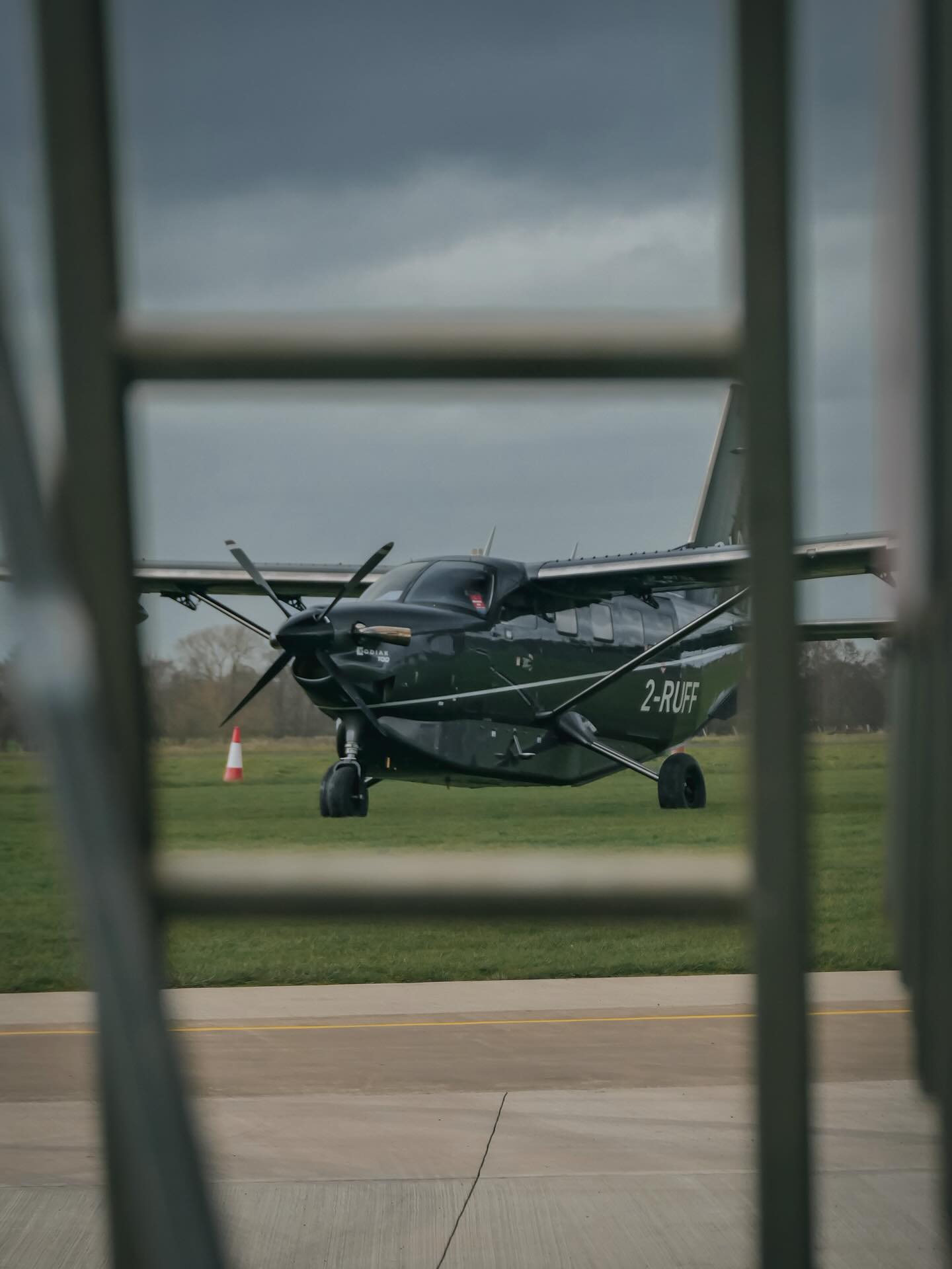 Large and loud 🔊 were our words of the day here today as we welcomed both a Cessna Caravan 675 and a Kodiak 100 — Nice to have something a little bigger on the apron to brighten up a gloomy grey day! #cessna #kodiak #gaaviation #aviation