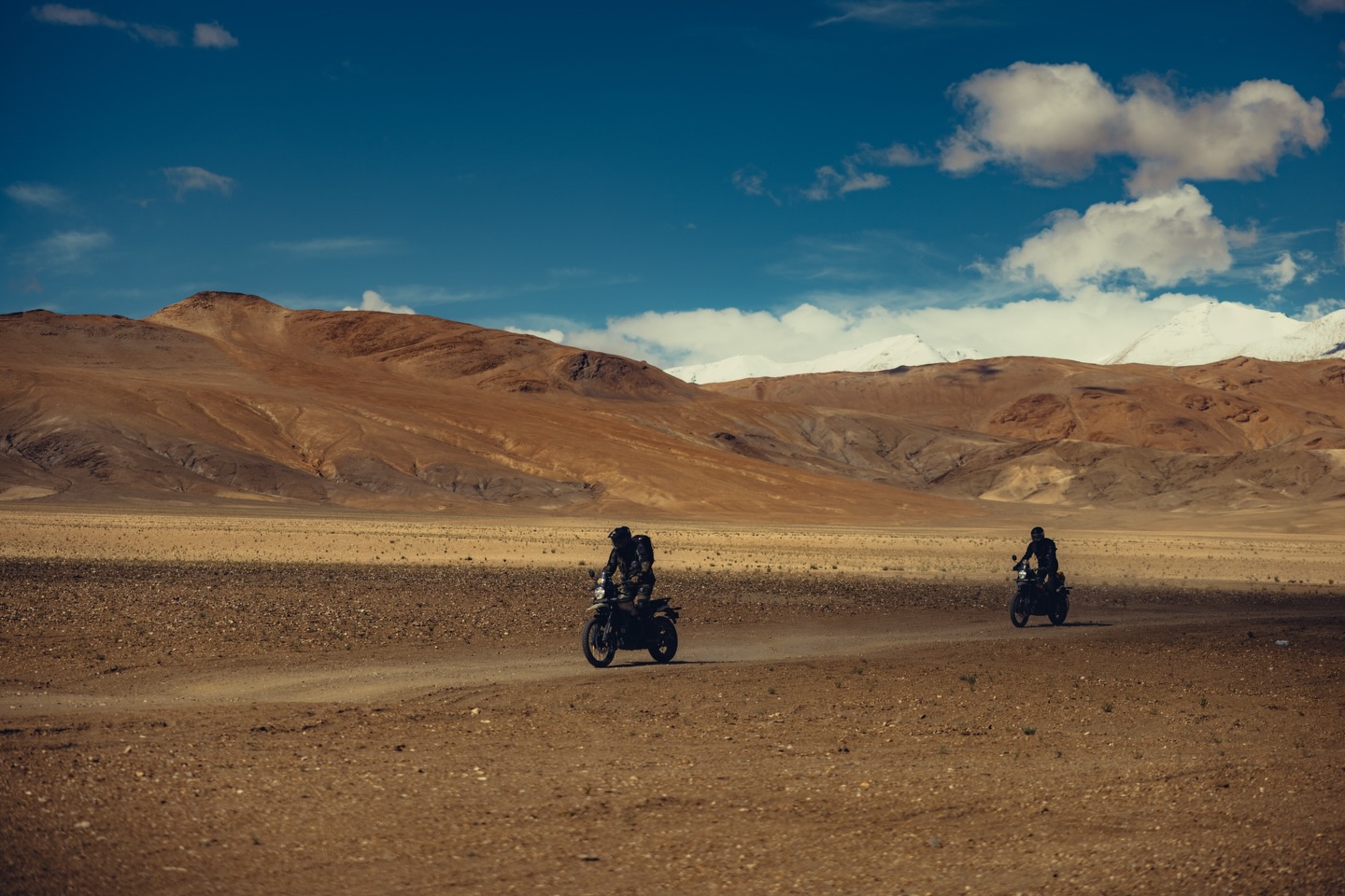 What most persons consider as virtue, after the age of 40 is simply a loss of energy.
Voltaire
#adventure #himalayas #royalenfieldhimalayan #india #motorcycle