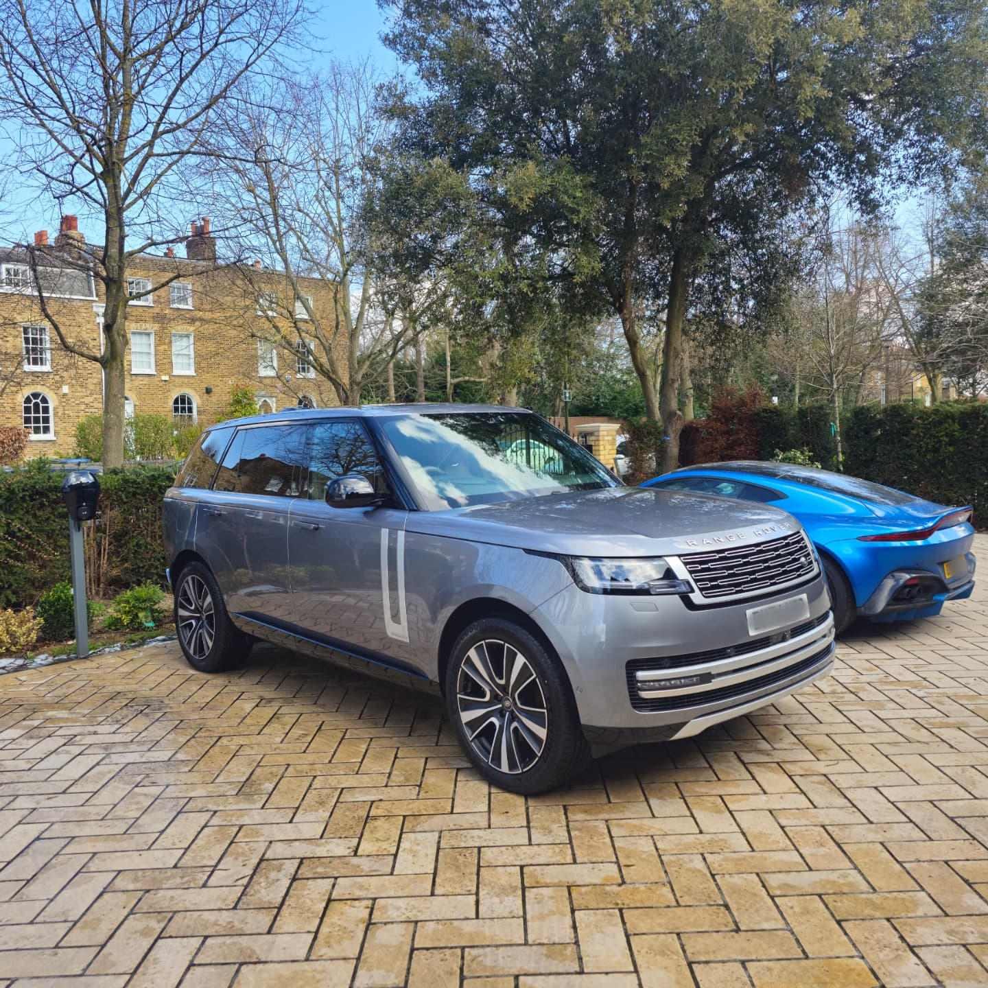 Keep your vehicle looking it's best all year round. 🚗✨ We offer maintenance plans for hassle-free car care #carvaleting @spotlesswateruk @mycarcleaning #carcare