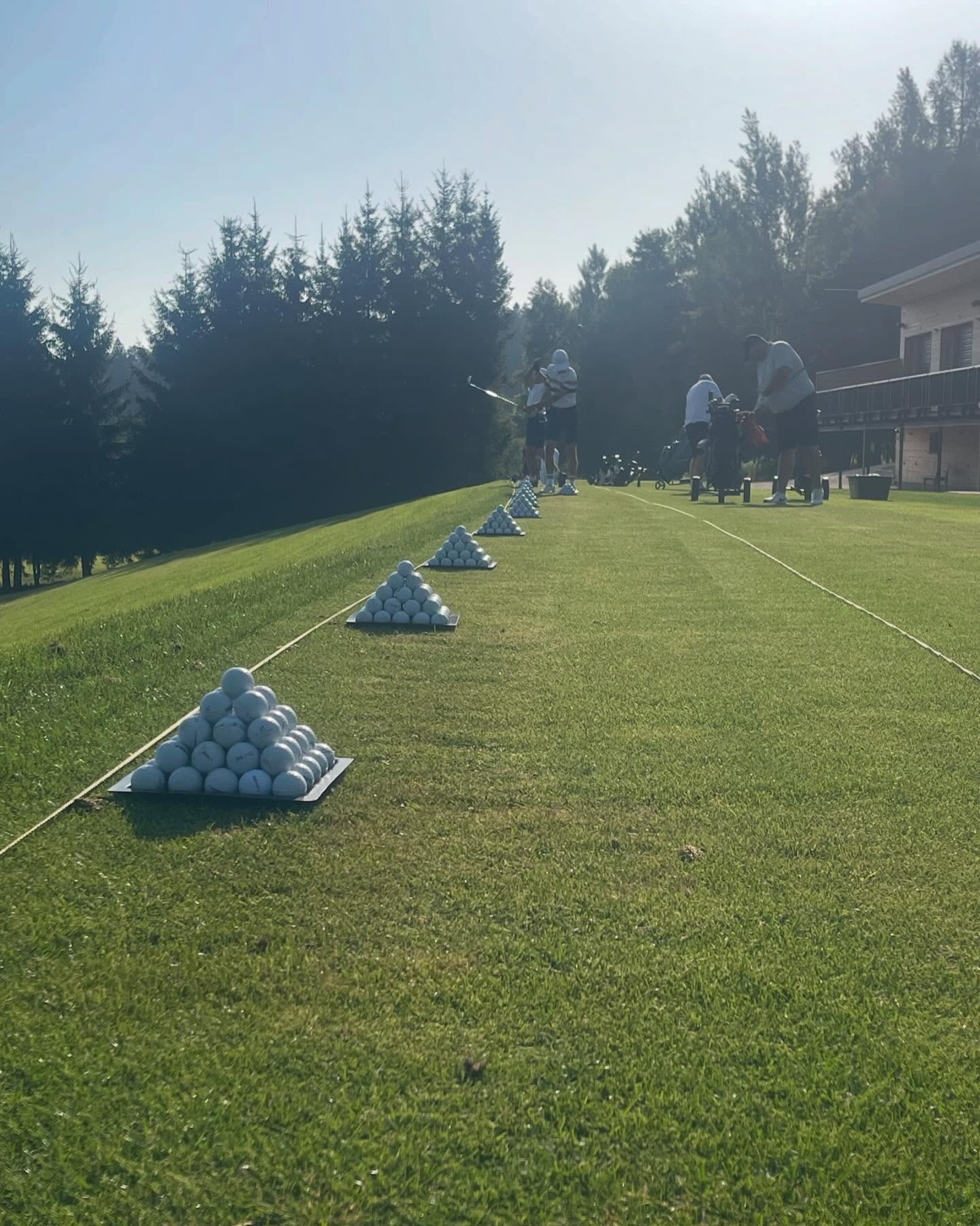 Es ist soweit! Colin is back again, ab morgen 13.00 Uhr ist unsere Drivingrange geöffnet 🏌🏻♀️🏌️♂️