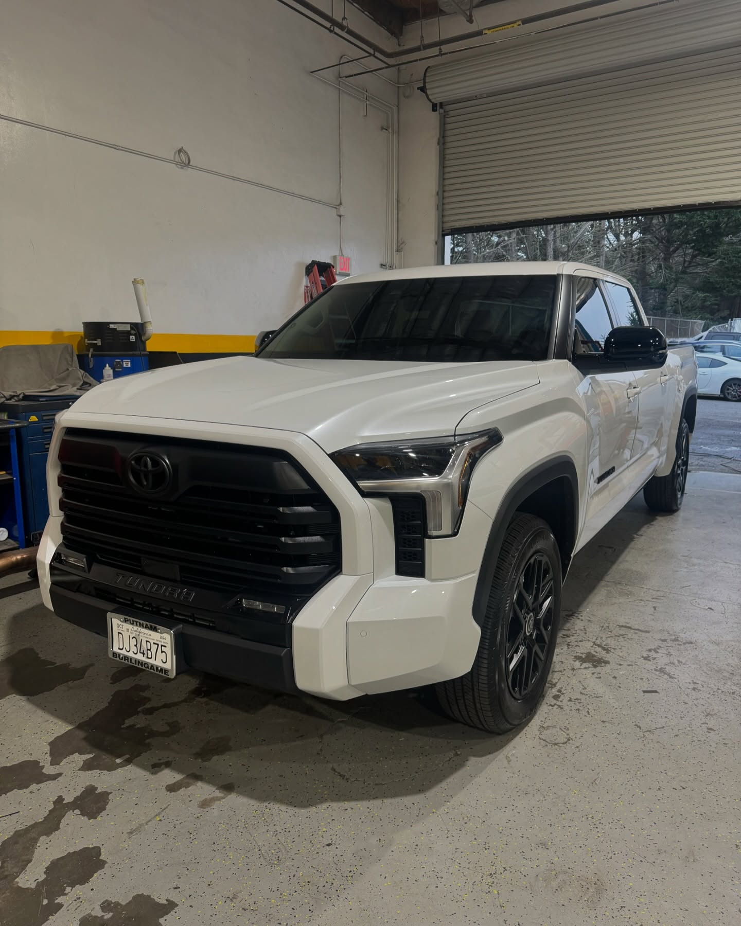 PTS Built
2024 Toyota Tundra
Customer came in for a set of @ampresearch power steps for his new truck! He will be back in to get setup with a small lift kit with a new set of wheels and tires!
#ptsbuilt #pts #precisiontruckspecialties #ampresearch #tundra #toyota #powersteps