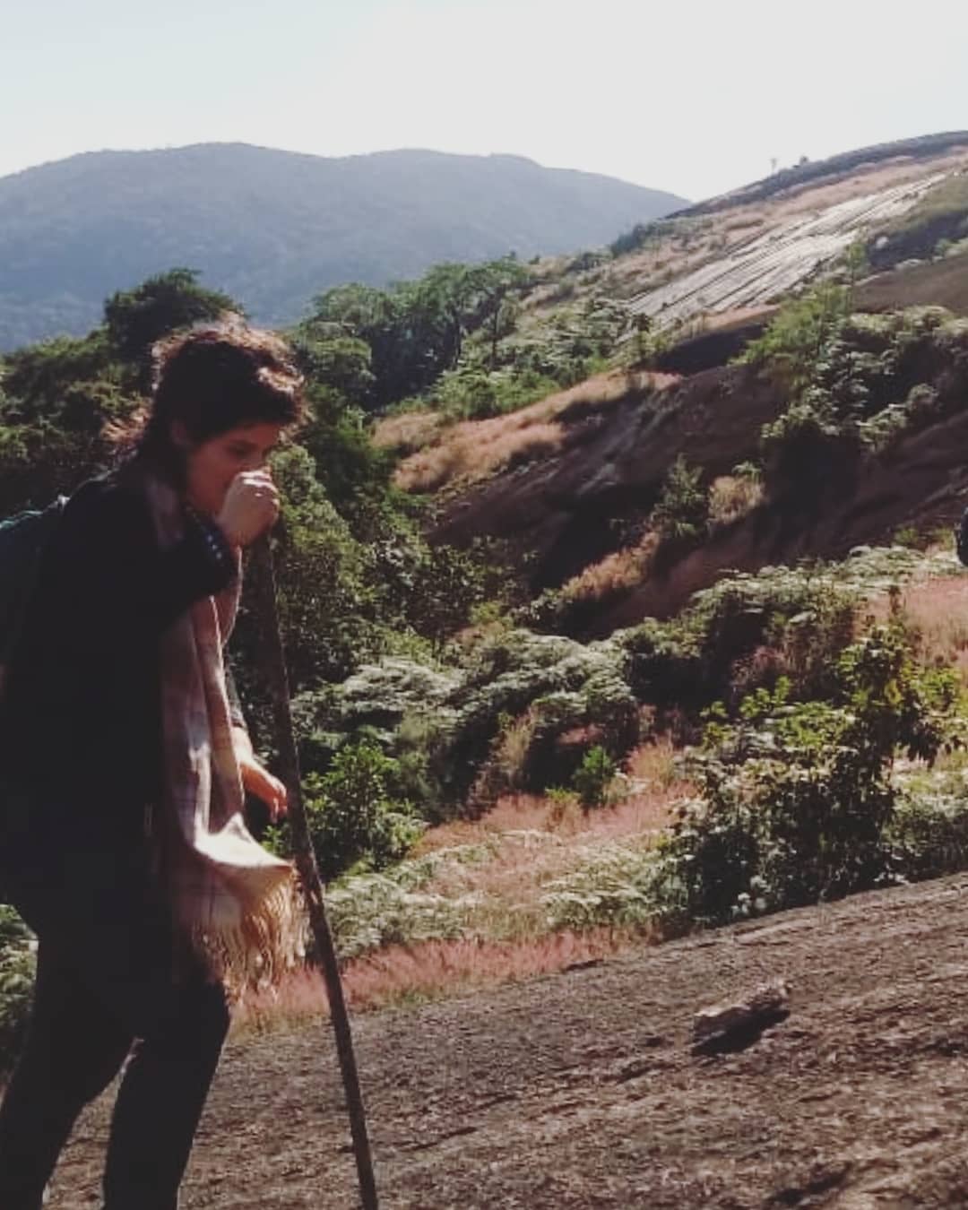 "O seu drama não era o drama do peso, mas o da leveza. O que se abatera sobre ela não era um fardo, mas a insustentável leveza do ser." Milan Kudera em A insustentável leveza do ser
.
.
.
.
.
.
#natureza #cura #alma