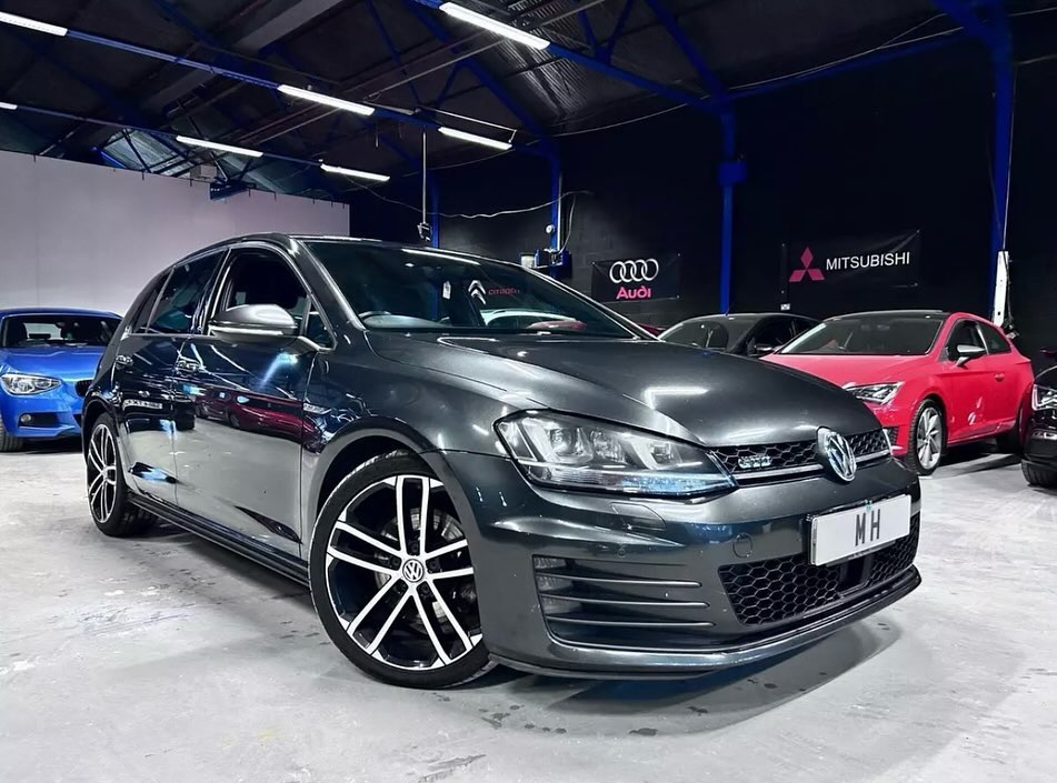 New car reveal ✨ swipe to see the state of my last car 😭 and yes, I’m using the sale photos of the new car because it’s since become very dirty 😂
A week today (Sunday) me and Amber went to see Twin Atlantic in Sheffield, and for the first time in more than 7 months, I felt okay again. I didn’t wish to stop existing. That was until, Bambi’s mother jumped out in front of me on the way home, on a road I drive multiple times a week, as it’s the main road to the town I work in.
The car was wrote off over the phone due to the amount of damage to the car.
I did actually intend on getting a new car this year, just 2 months later than I had to.
So, RIP to my MK6 and a big welcome to my MK7 GTD.
safe to say the accident has triggered my mental health as I’ve barely been able to eat or sleep since the accident 😭
#discoverunder5k #discoverunder10k #blogger #Nottingham #musicblogger #altgirl #bpd #bpdrecovery #bpdlife #mentalhealth