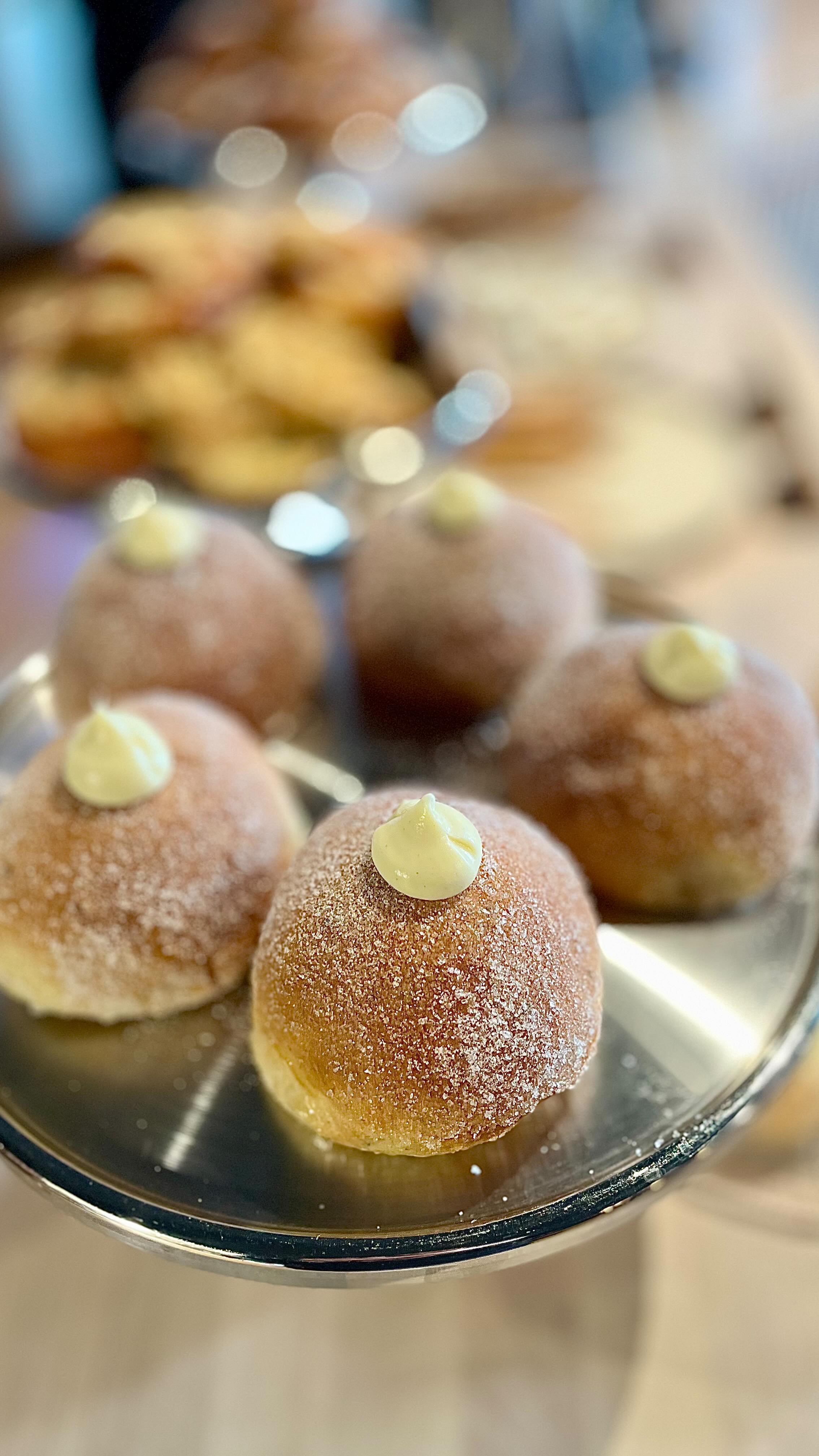 Hur gott?🌸🌸🌸
#bullar #kafe #kafeänglagott