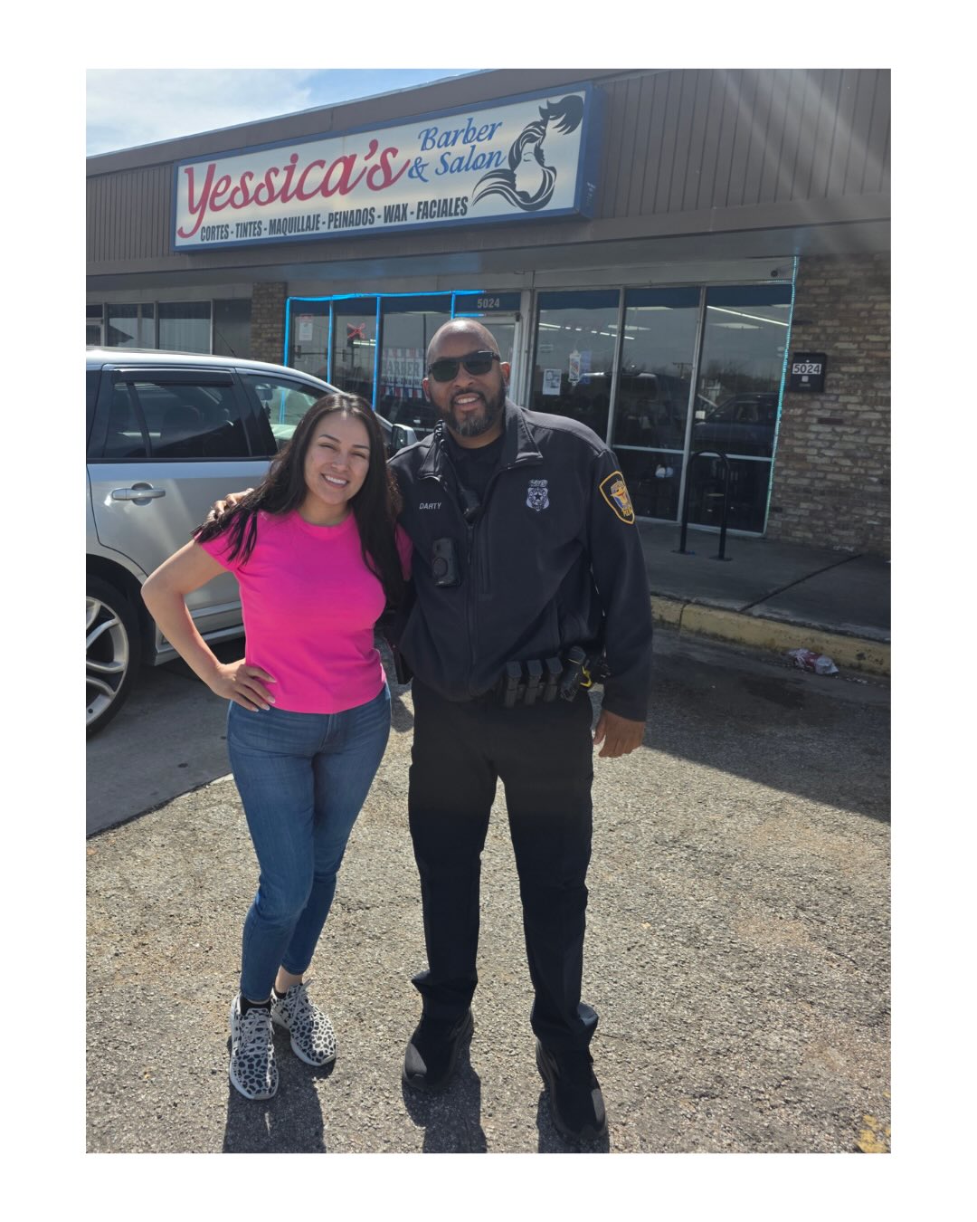 How this Shop Talk made our community feel: Seen, heard, fed.
Shout out to shop owner Yessica DeLaPaz for hosting a Shop Talk luncheon with @fortworthpd and medical screening with @blackheartassociation , creating connection, care, and community all under one roof!
More moments like this coming soon!