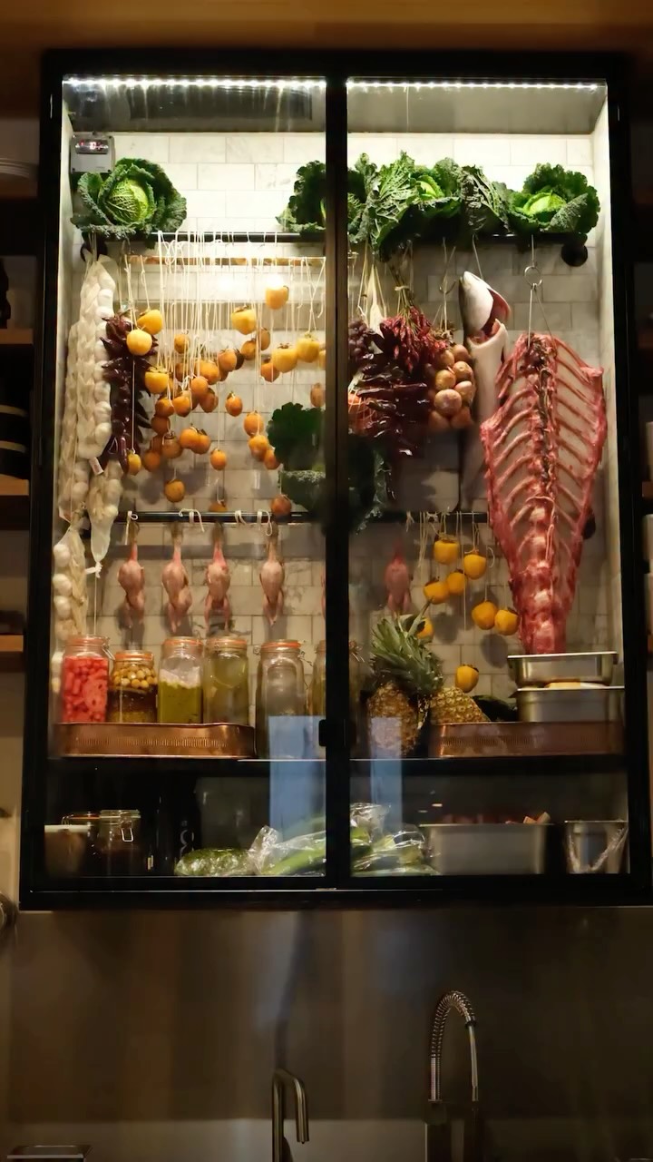 We can’t wait to welcome you at Aces!
Book your table now and join us for a great time. #acesfoodcraft #fitsrovia #london