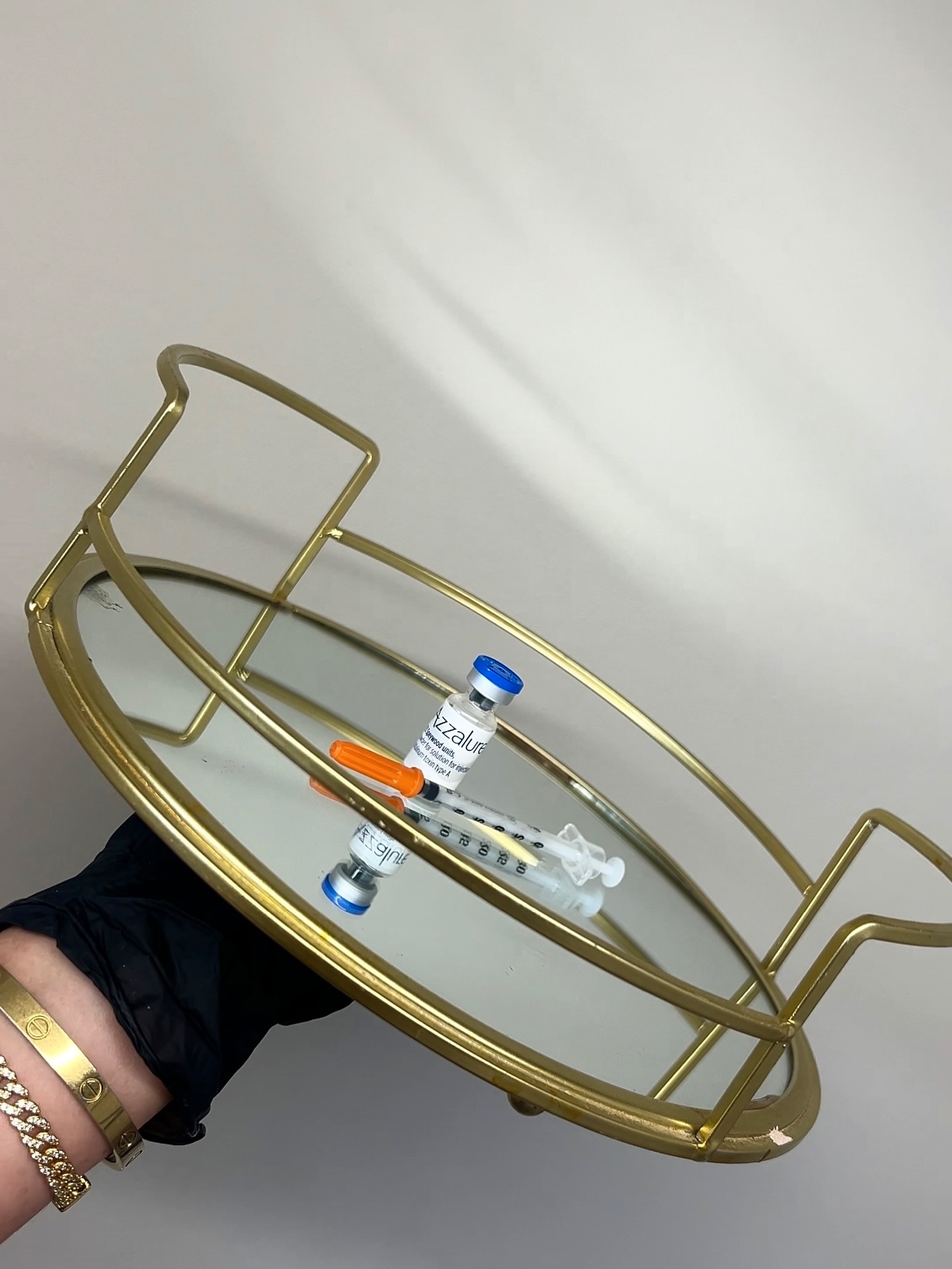 What’s on the menu?
AntiWrinkle - obviously 💉
Fine lines & Wrinkles? Never heard of her🤷🏽♀️
#aesthetics #freshfaced #aestheticsclinic #aestheticspractioner #sunderland #sunderlandclinic #sunderlandaesthetics