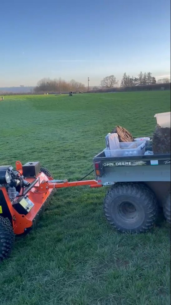 First mow of the season yesterday 🚜
✅ Tidy, safe and secure ready for this weeks visitors.
Visit the link in our bio to find out more about our 2.5 acre secure dog walking fields in Littlehempston, Totnes.
#SecureDogWalkingFields
#DogFieldDevon
#DogFriendlyDevon