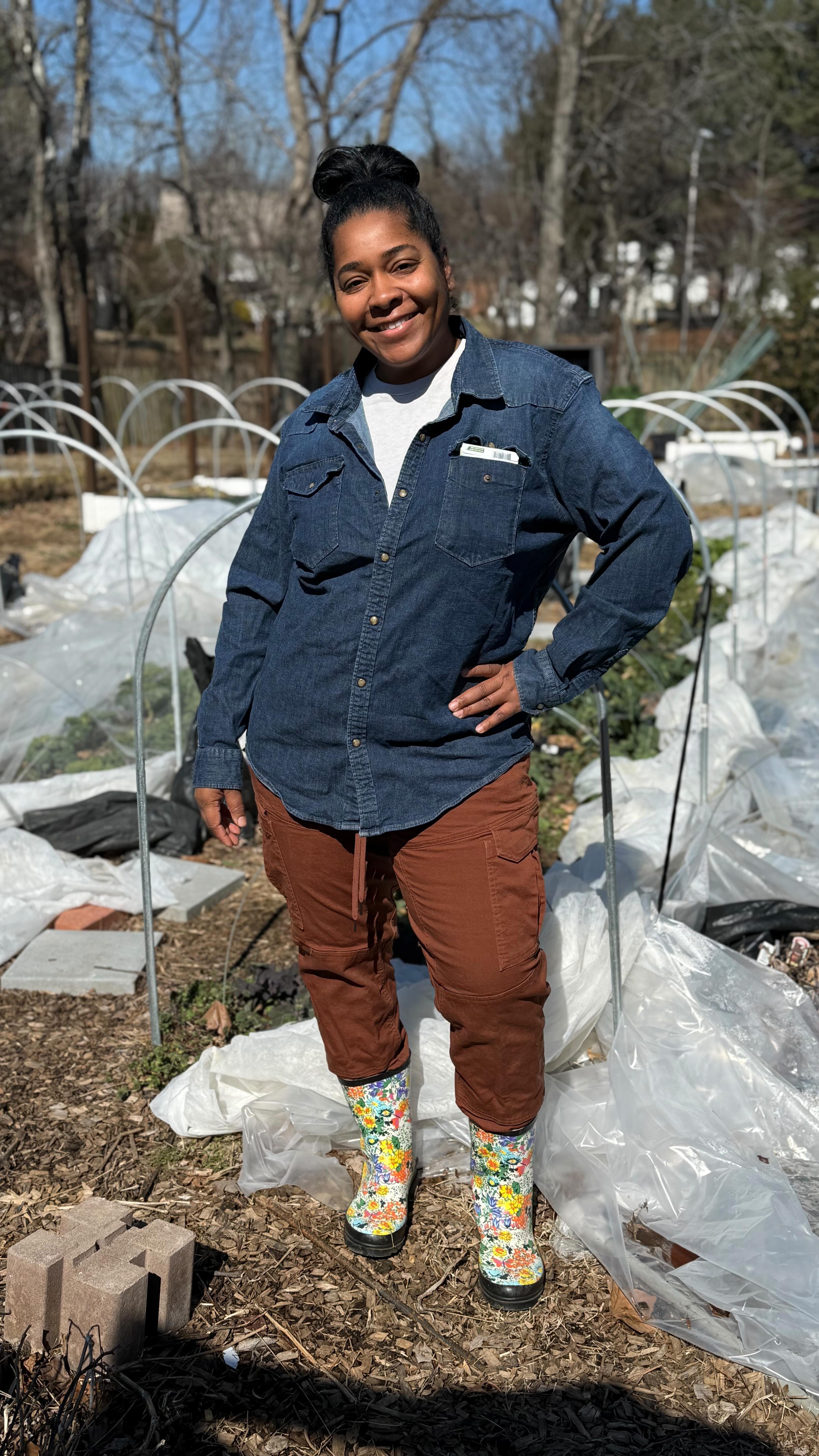 HEY Y’ALL💕
I’ve been quiet for a while, but I’m still here tending to the land, taking in all of the peace and healing mother nature has to offer and chasing my farm dreams!
I’m so excited to share more of my journey this season and eager for the all the blooms coming my way and yours💐
SEASON 3️⃣ LOADING…
#flowerfarm #urbanfarming #womanfarmer