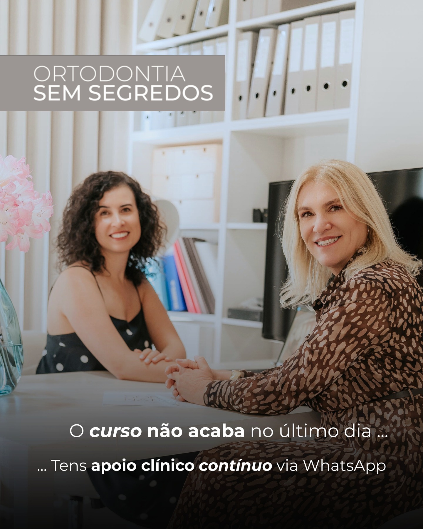 📲 O curso termina… mas o apoio continua.
Na Ortodontia Sem Segredos, acreditamos que a verdadeira aprendizagem acontece quando começas a aplicar o conhecimento nos teus próprios casos.
Por isso, após o curso, continuas a contar com acompanhamento clínico através do nosso grupo exclusivo de WhatsApp, onde discutimos casos reais, esclarecemos dúvidas e ajudamos nas decisões clínicas do dia a dia.
Porque aprender é importante.
Mas ter apoio quando aplicas na clínica faz toda a diferença.
Formação que não acaba no último dia 🤍