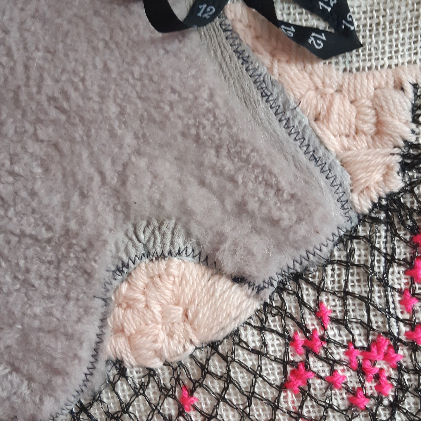 details of the canva 150x80
Acrylic,embrodery,mix media