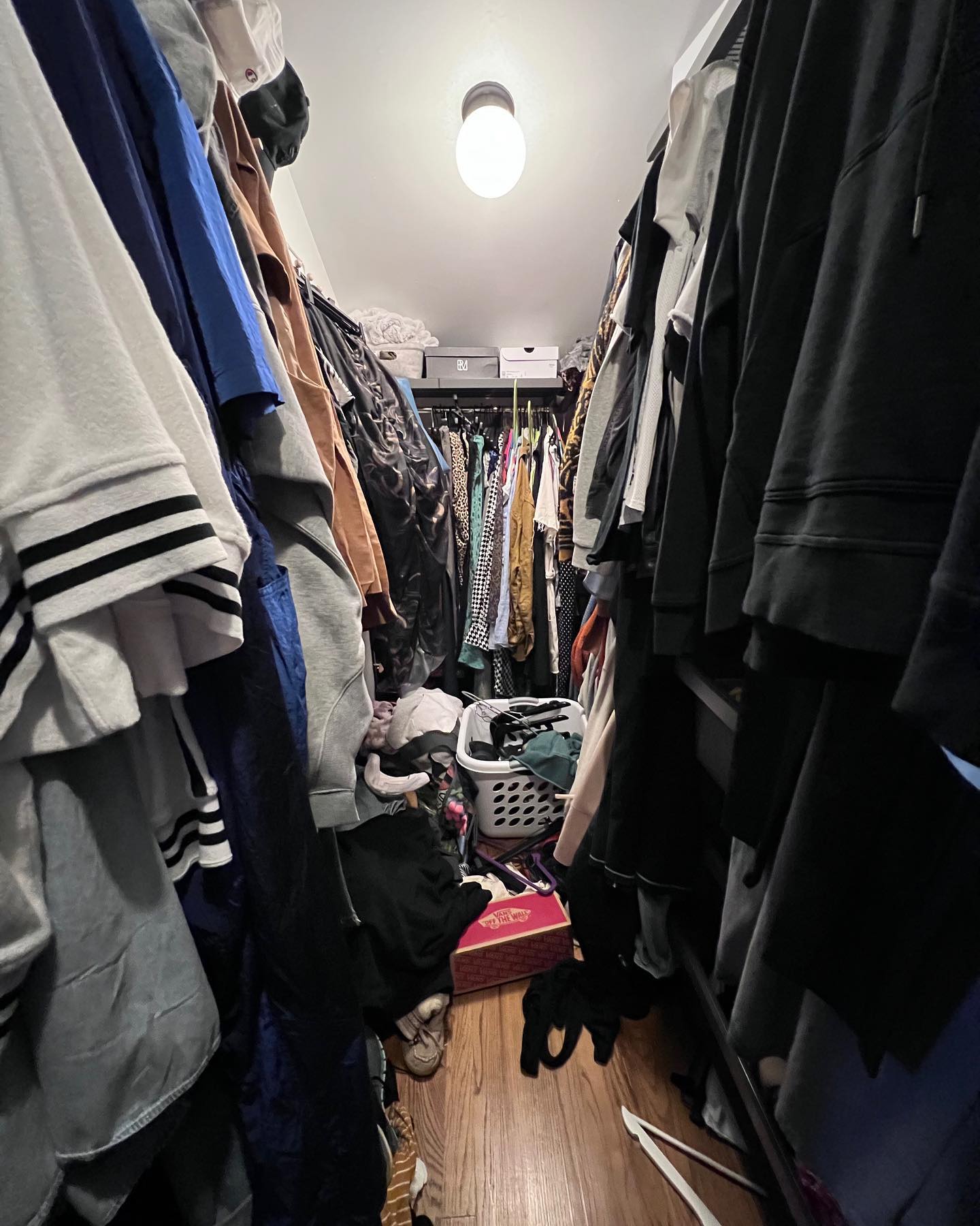 Before ➡️ After | Closet Overhaul! The first 4 pictures of this space show the “sprawl” of clothing that was becoming unmanageable for this young family. It was clear this individual LOVES clothes and my goal is never to take away what you love, but make sure you can access what you truly love the most! By categorizing, color coding and determining what was best to fold vs. hang, I was able to eliminate the drop zones and make getting dressed much less stressful. Schedule your free consultation today for a closet overhaul of your own!
.
.
.
.
#organized #organization #homeorganization #professionalorganizing #professionalorganization #homeorganizer #organizedhome #organizedlife #organizeyourlife #declutter #clearspaceclearmind #innerpeace #closetorganizing #closetorganizer #closetorganization #closetsolutions #professionalorganizer #homeorganizing #organizedcloset