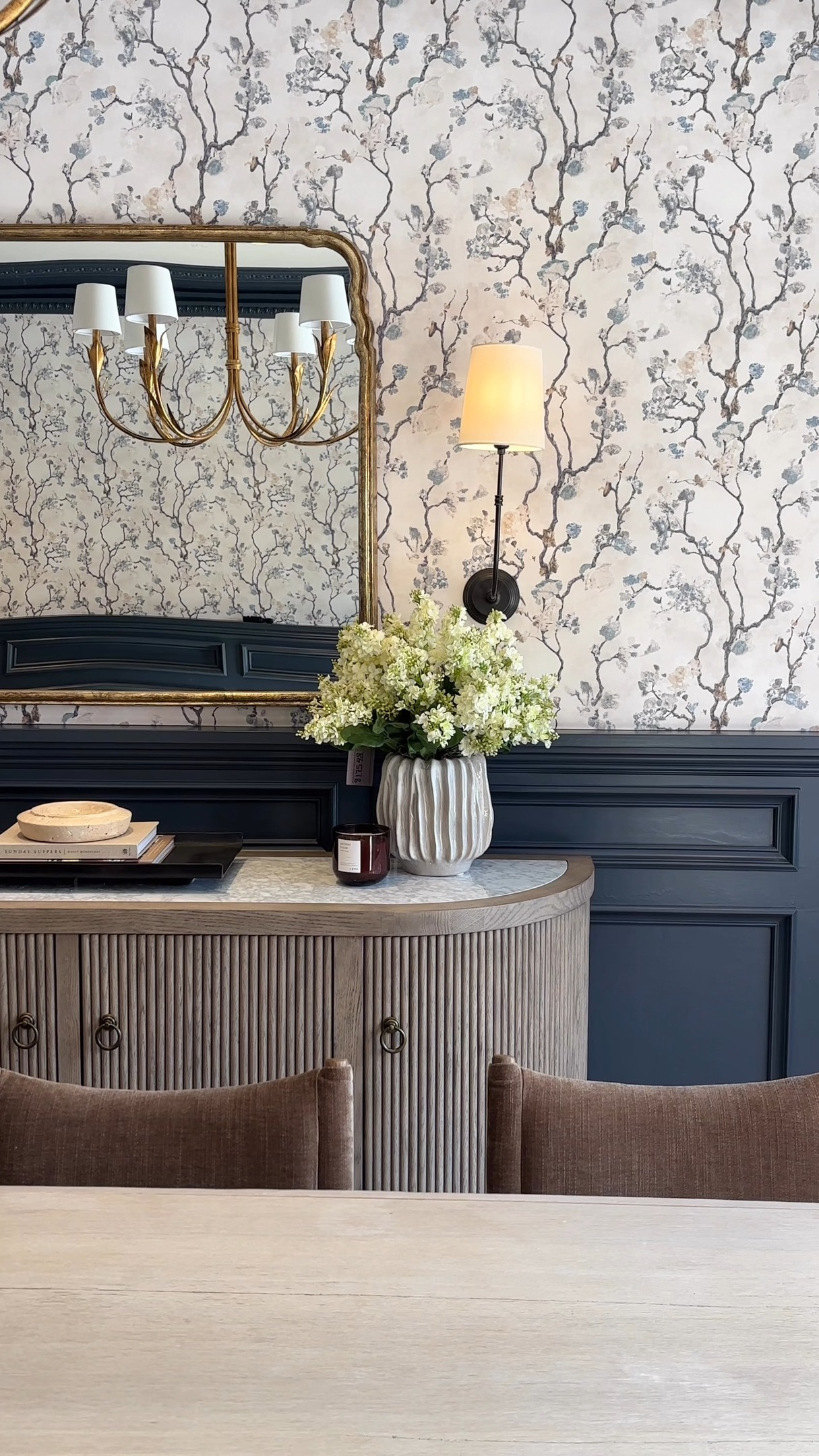 Install day is when all the planning, precision, and vision finally come to life š
This dining room transformation has been months in the making, from initial concept boards to custom selections, every detail was thoughtfully considered to create a space that's both refined and incredibly functional for our clients.
#njinteriordesigner #njdesigner #diningroom #luxurydesigner