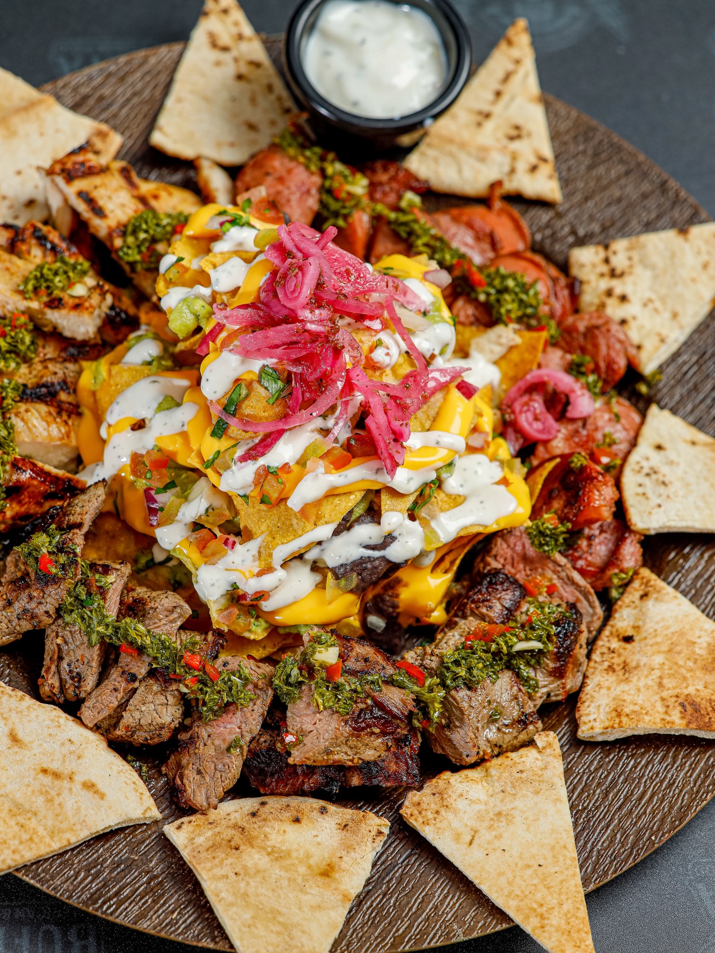 Tus platos favoritos🤤😎🫰🏻 aquí en #Buffetarestaurant lo mejor para compartir con los frenes ✅
Te esperamos ✨
#buffeta #buffetarest #chirqui #hamburguesas