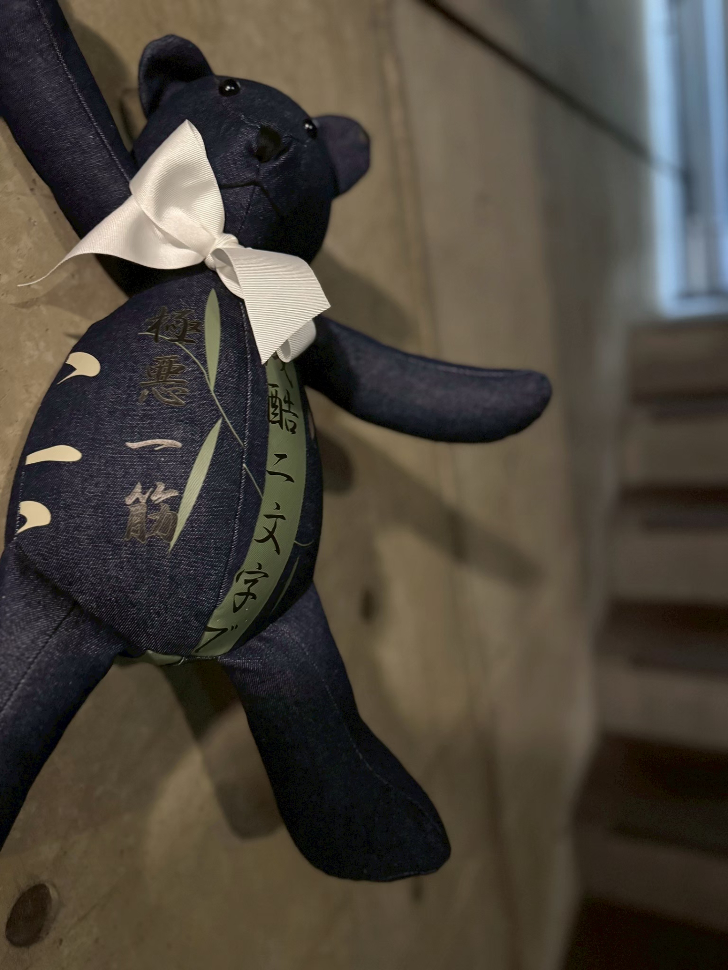 Limited Edition: 10 Unique Bears. Born from a collaboration between London’s Grin & Bear and TOKKOU. @grinandbearldn
Available now from Wolf and Badger Online @wolfandbadger