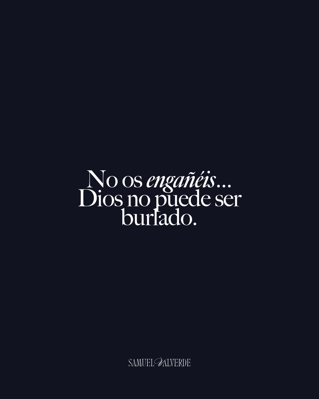 Hay cosas que uno no entiende… hasta que empieza a ver las consecuencias. Y hay conversaciones que no llegan a tiempo.
Y hay otras… que llegan justo antes de que todo se complique más.
Como pastor, he visto familias romperse, matrimonios desgastarse, vidas confundirse…
Así que este mensaje nació viendo de cerca el dolor de muchas familias, no desde la teoría… sino desde lo que realmente pasa cuando ciertas decisiones no se detienen a tiempo.
Por eso escribí este libro.
Siembre vientos, cosecha torbellinos.
No para señalar a nadie, sino para ayudar a ver a tiempo
lo que después duele enfrentar.