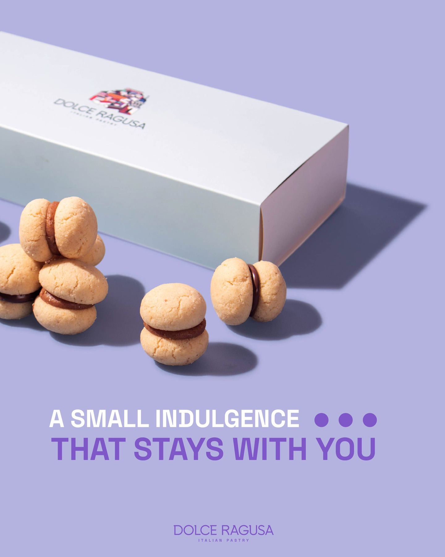 اللذة دايم تبدأ من أول لقمة!
استمتع ببوكس كوكيز باتشي الآن✨
Pleasure always starts with the first bite!
Enjoy with our batchi cookies box now✨