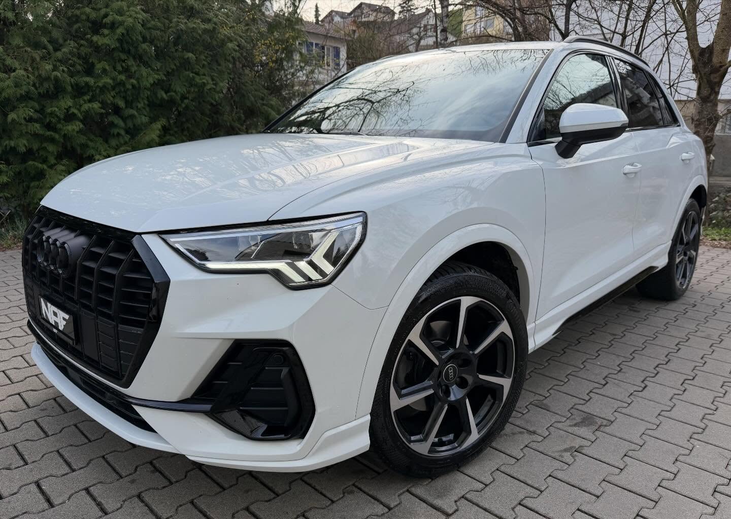AUDI Q3 35 TFSI S line Attraction S-tronic - 10.2024 - 45’100 Km - 150 PS | nafautomobile.ch | Tel. 061 981 17 04.