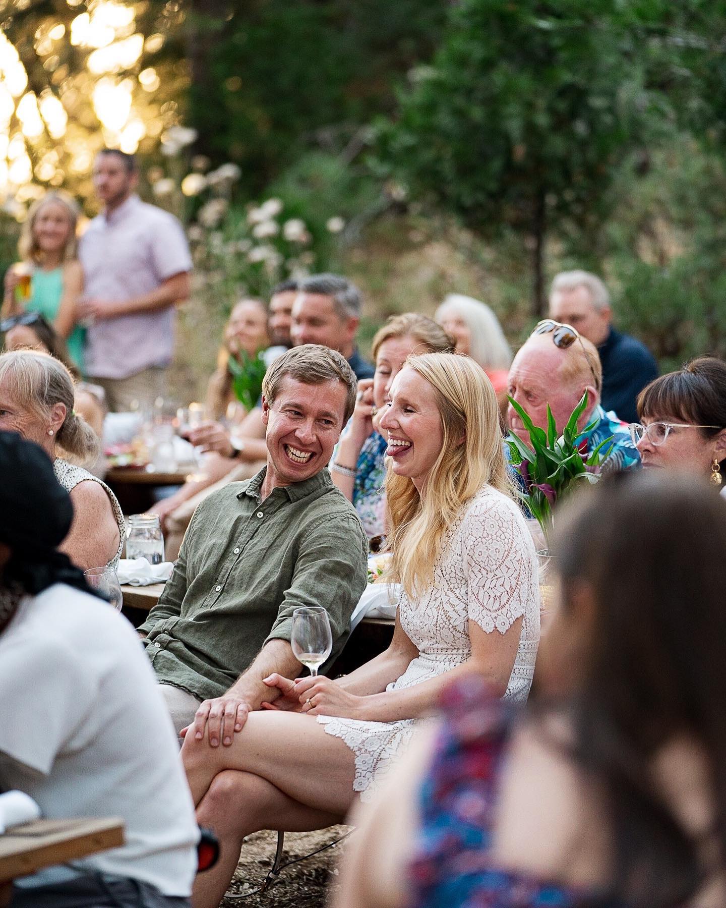 An outdoor, BBQ picnic-style under string lights and a mountain sunset… and 100 of your best friends. What a way to kick off the wedding weekend!
.
.
.
.
#bostonengagementphotographer #newenglandphotographer #cambridgephotographer #bostonweddingphotographer #bostonengagementphotographer #grovelandca #evergreenlodgeyosemite #evergreenlodgewedding