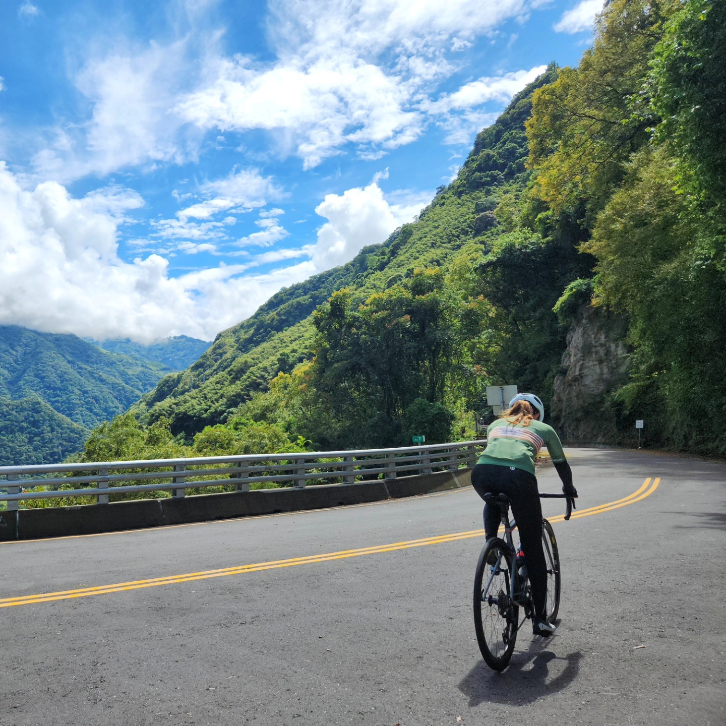 Custom bike tour by @taiwan_outdoors
the best support by @bikefun_discovery
#LetsRideTogether
#LetsRideTaiwan