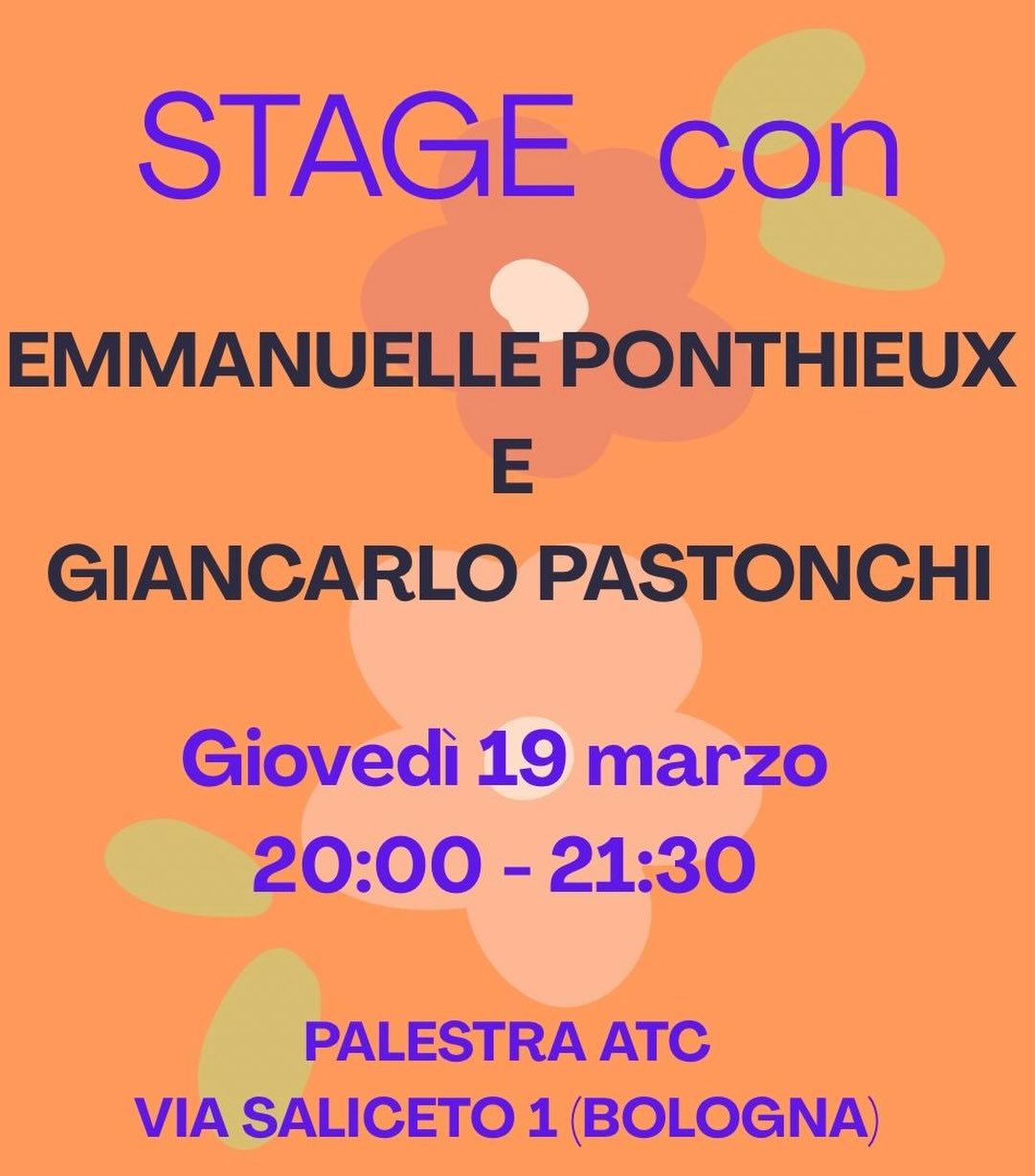 Eccoci con il terzo appuntamento!! 🌸
Orario: 20.00/21.30
Questa settimana torna l’appuntamento mensile con Giancarlo Pastonchi ed Emmanuelle Ponthieux!
´Improvvisare dentro la struttura’ continuiamo ad esplorare questa tematica
Un percorso di studio dedicato a ballerini che sentono il bisogno di andare oltre la ripetizione delle figure e iniziare a scegliere davvero come danzare.
Il lavoro non è pensato per aggiungere materiale, ma per affinare il modo in cui ciò che già conosciamo prende vita.
Ascolto, intenzione, qualità del movimento e relazione diventano il centro del tango.
Ballare non è accumulare figure,
ma cambiare il modo di usarle.
Nei nostri stage non cerchiamo “nuove combinazioni”,
ma decisioni più chiare.
Partendo da strutture semplici e familiari, esploriamo:
• quando un movimento nasce
• come può essere interrotto, deviato o trasformato
• perché una scelta funziona — o no — nel dialogo con il partner e con la musica
L’improvvisazione non come invenzione casuale,
ma come evoluzione naturale dentro una struttura riconoscibile.
Per info e prenotazioni: 3279408598 ✨