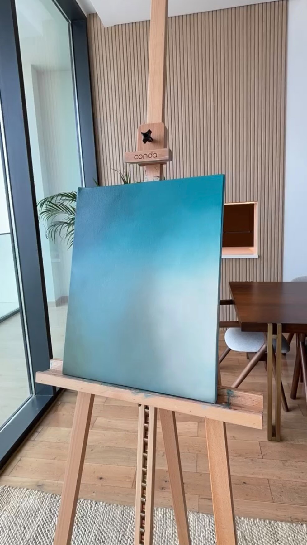 For a long time, I was trying to paint something “beautiful”.
Something that people would like.
But something was missing.
I didn’t feel connected to my own work.
Everything changed when I stopped thinking about how it looks…
and started focusing on how it feels.
Today, I don’t start a painting with a perfect idea.
I start with an emotion.
A color.
A contrast.
A sensation I want to bring into a space.
My work is not just about composition.
It’s about energy.
Some pieces feel calm.
Some feel powerful.
Some bring balance.
And little by little, I understood something important:
my identity is not in the shapes…
it’s in the feeling.
That’s how I build every painting now.
Layer after layer.
Intuition after intuition.
Not to decorate a wall,
but to change the atmosphere of a space.
If this speaks to you,
maybe this is the kind of art you need around you. 🤍