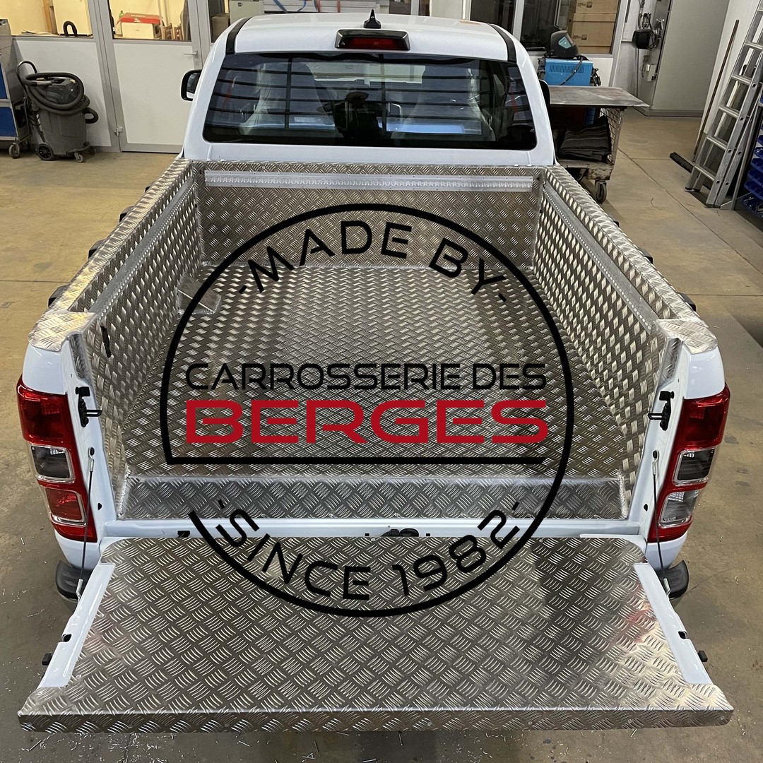 ✅ Plus d'obstacles !
👉Vous souhaitez adapter votre véhicule utilitaire à vos besoins ?
👉Vous souhaitez augmenter les capacités de votre véhicule utilitaire ?
👉Vous souhaitez protéger durablement votre véhicule utilitaire ?
Contactez dès maintenant notre département serrurerie !
La Carrosserie des Berges à Sion, spécialiste dans la transformation, la modification et l’adaptation de véhicules utilitaires en Valais.
#BergesSion #FORDRANGER #toyotahilux #nissannavara #Renaultalaskan #IsuzuDMax #mitsubishil200 #vwamarok #sion #valais #valaisgravedansmoncoeur