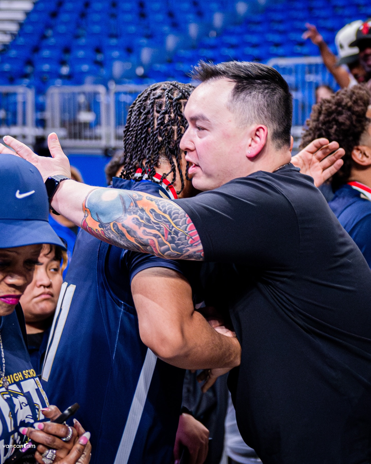 CE Sports Med made the day trip down to San Antonio last weekend to support one of our own as the Little Elm Lobos competed in the UIL 6A State Final.
It’s a privilege to work with our athletes every day—but an even bigger one to show up, support, and celebrate a STATE CHAMPIONSHIP win together. 🏆
Built in the work. Celebrated in the moment.
….
….
#littleelm #basketball #uil6a #athlete