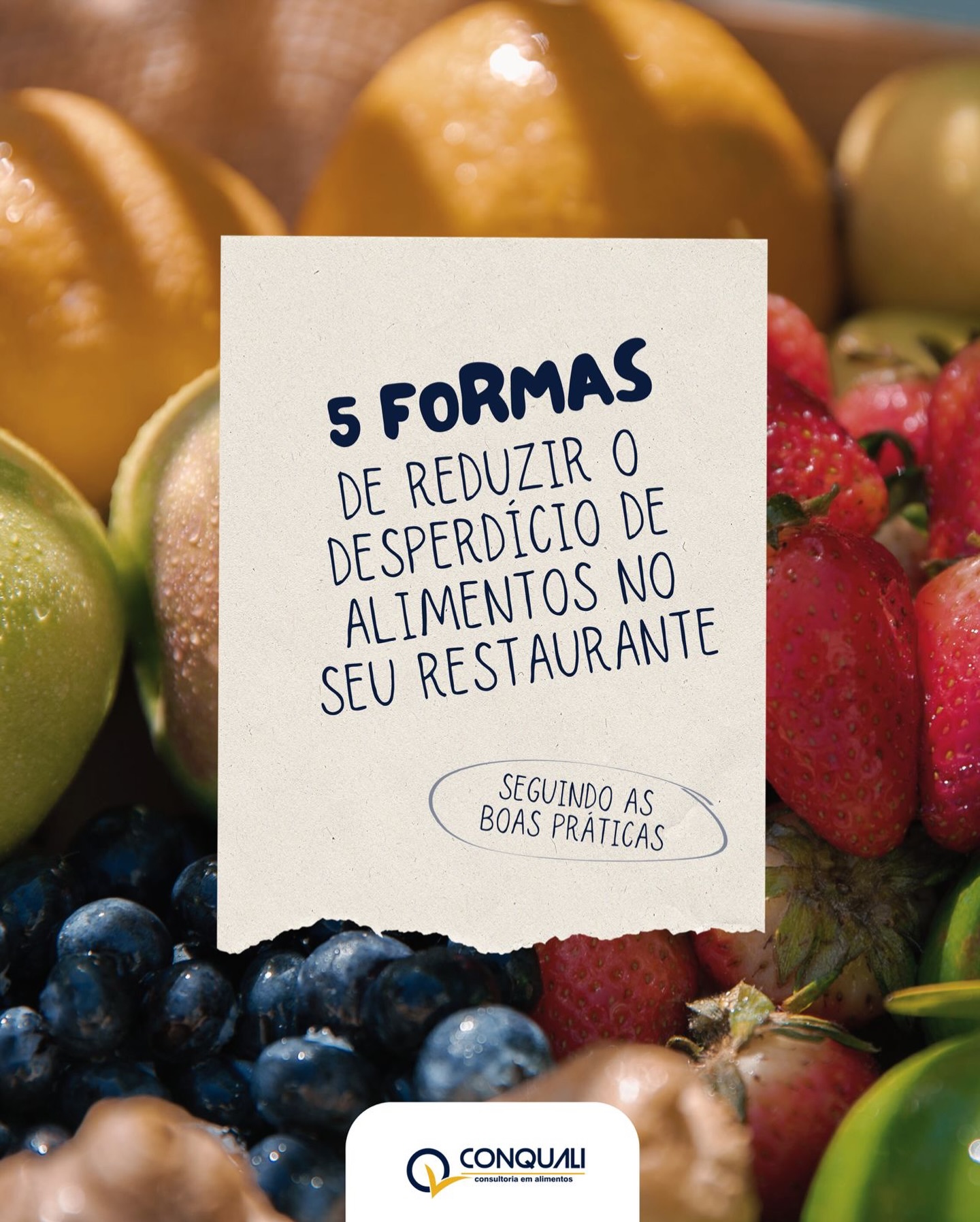 Reduzir o desperdício no restaurante começa com boas práticas no dia a dia.
Confira 5 formas de fazer isso na prática:
1. Organize o estoque com controle de validade e uso PEPS.
2. Armazene corretamente cada alimento, respeitando temperatura e conservação.
3. Padronize porções e processos para evitar excessos no preparo.
4. Treine a equipe para manipulação, armazenamento e aproveitamento corretos.
5. Monitore perdas diariamente para identificar falhas e corrigir a tempo.
Pequenas atitudes fazem grande diferença na qualidade, na segurança e no lucro do seu negócio. ✅
#Conquali #ConsultoriaEmAlimentos #BoasPráticas #SegurançaDosAlimentos #GestãoDeRestaurante DesperdícioDeAlimentos