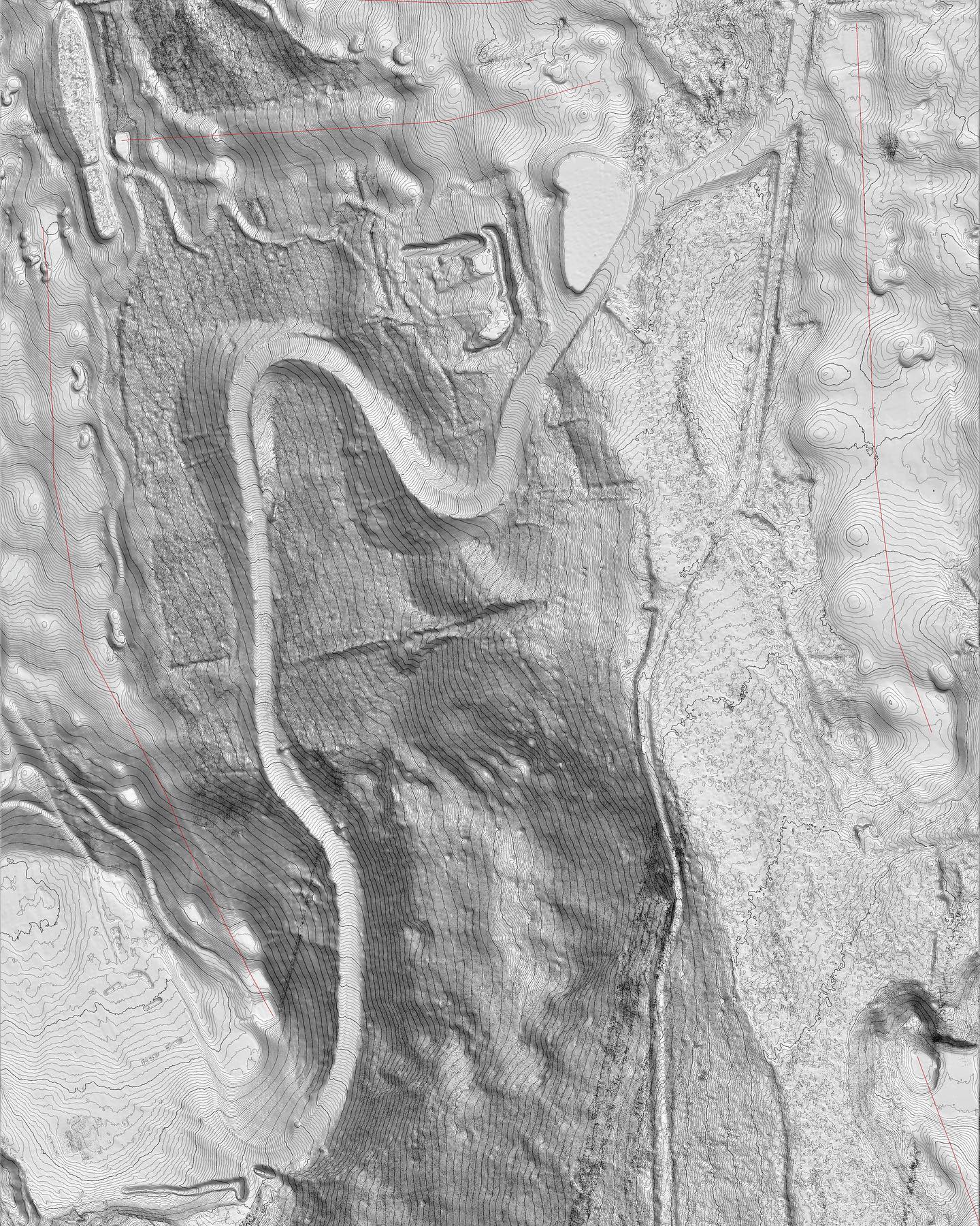 Some extreme cart path/access road content courtesy of @bullsbridgegolfclub in South Kent, CT. Who knew CT had mountains? Let alone a Tom Fazio on a mountain in CT?