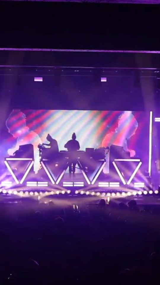 Welcome to the MIRRORVERSE, Milwaukee! @inzomusic