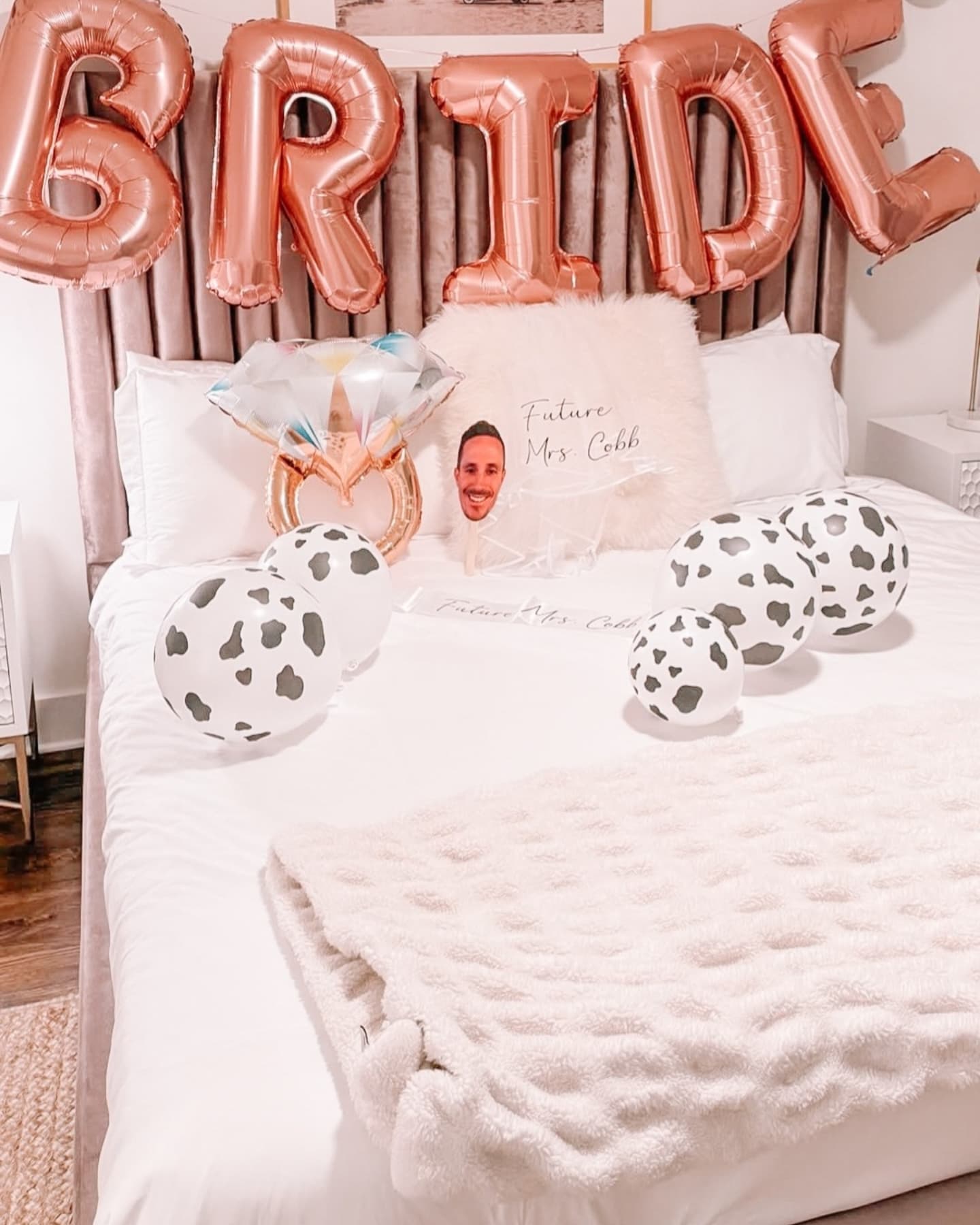 But is it really a bachelorette without BRIDE balloons? ๐๐
Good thing we know someone who can handle that for you ๐
.
.
.
#BacheloretteWeekend
#BrideVibes
#NashvilleBachelorette
#AirbnbDecor
#BachPartyGoals
#BachDecor
#TheBrideBash
#BacheloretteInspo
#GirlsTripVibes
#BacheloretteSurprise
#2025Bride
#BachPlanning