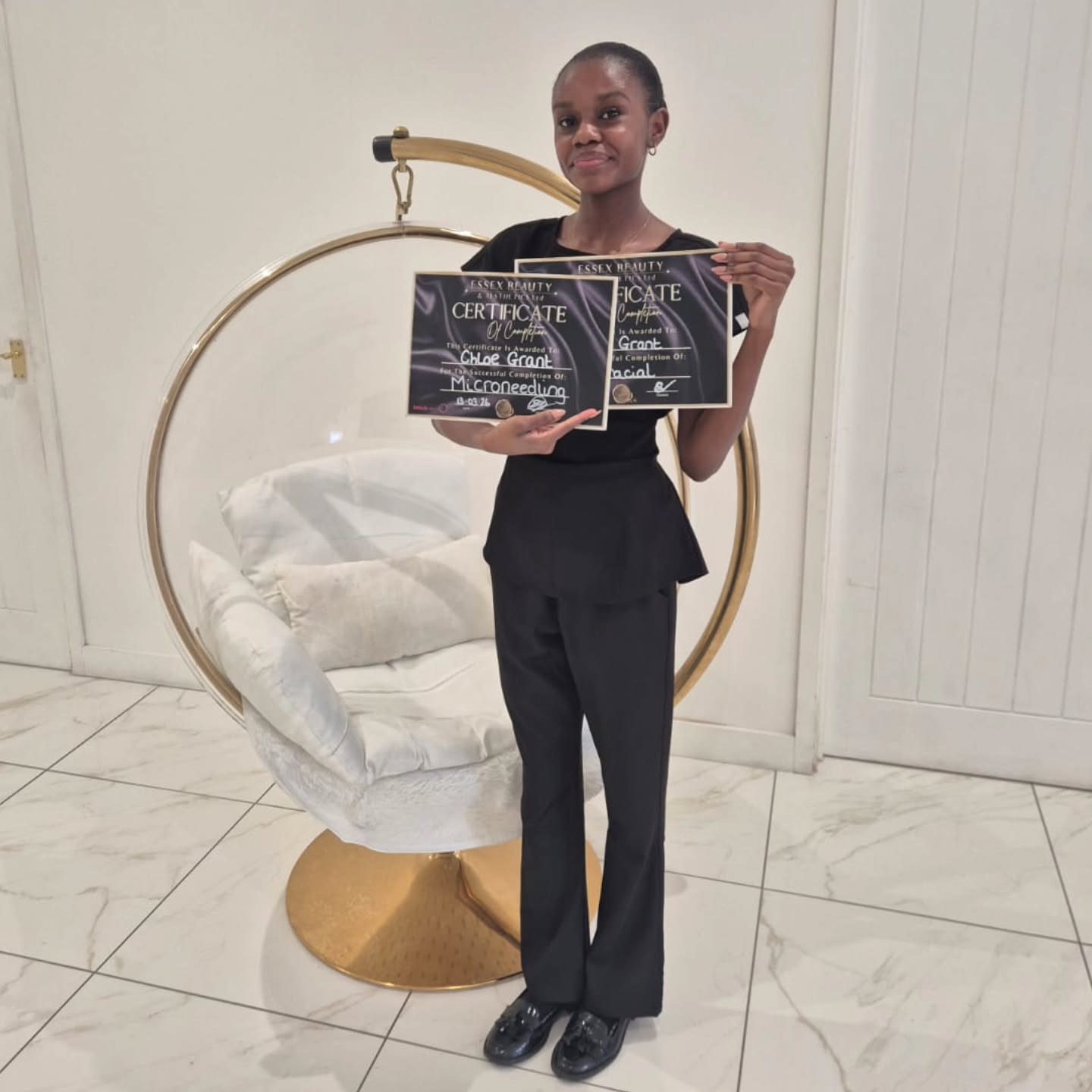 Another successful student officially qualified.
There is nothing better than seeing our students leave confident, skilled and fully certified, ready to start earning in the industry.
Our training is designed to give you real hands-on experience, in-depth knowledge and ongoing support even after you qualify.
This could be you next.
Whether you're starting from scratch or looking to level up, we’ll guide you every step of the way.
Limited spaces available on upcoming courses.
Message us to get started.
#basildon #basildonessex #essexbeauty #essexaesthetics #essextrainingacademy #basildonbusiness #essexbusiness #essexsalon #beautytrainingessex #aestheticstrainingessex #basildonbeauty #essexgirlsinbusiness #ukbeautytraining #aestheticsacademyuk #beautycareersuk #learnaesthetics #beautycourseuk #vtcttraining #basildonsalon #essexentrepreneurs