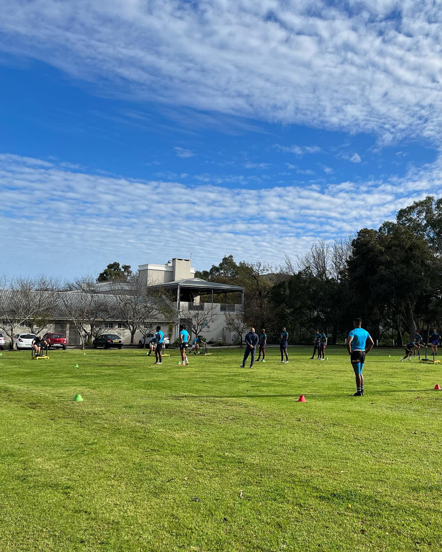 After @ken_the_physio returned from his successful trip to Romania, he was invited to look after the Springboks 7s #blitzbokke for two days this week while the Head Physiotherapist was away #sportsphysio #rehab #sportsmedicine #springboks #7s #rugby