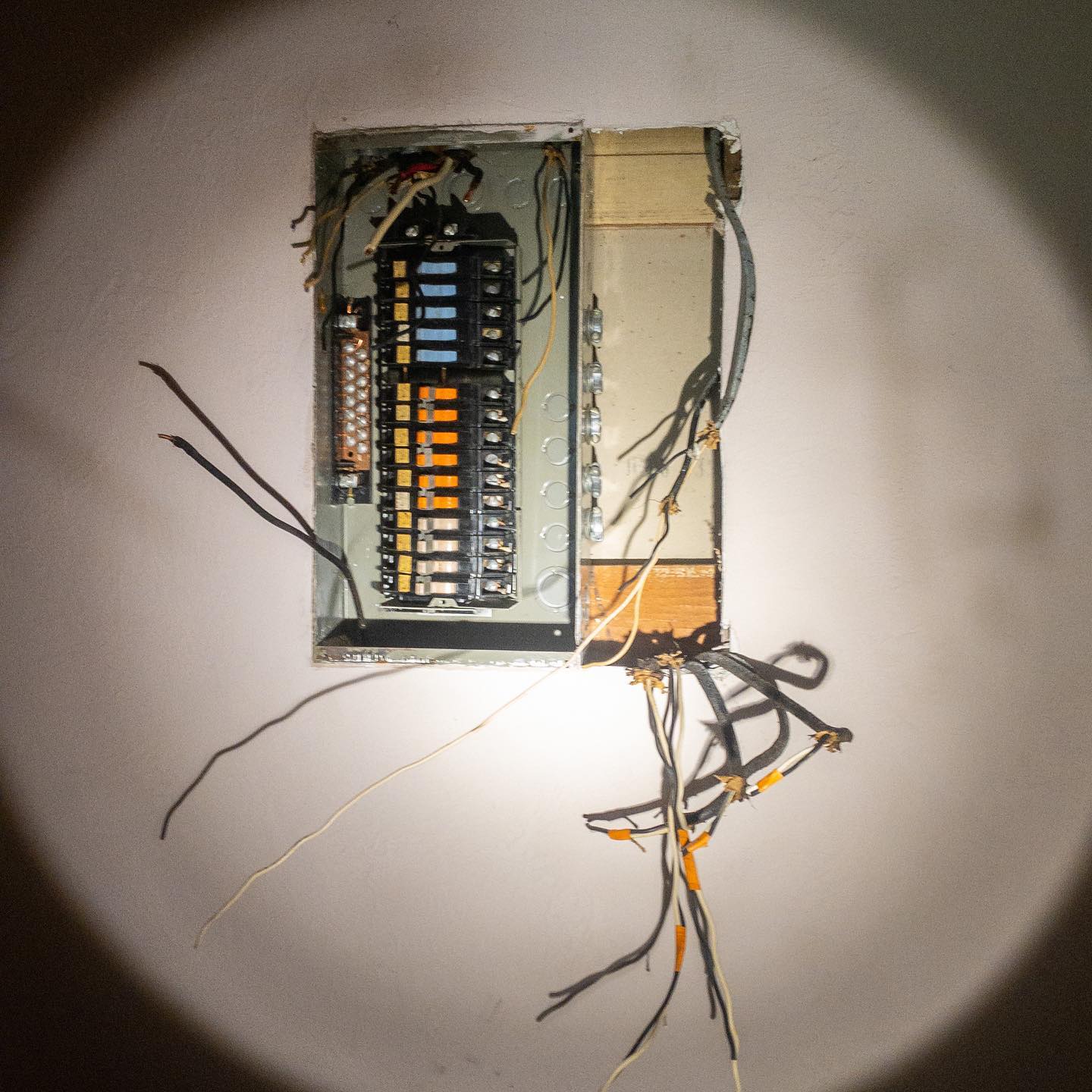 We know how much stress selling or buying a new home can be, and the last thing you want to do is pour unnecessary money into your panel. We are happy to look over your existing electrical system to give you honest advice for your future projects. Got a Zinsco panel needing replacement before selling your home? A full subpanel upon move-in, but you were wishing to add a jacuzzi before winter? Considering a new addition?
Watt-ever you’re after, we’ve got your solution.
#electrician #residentialelectricians #subpanel #subpanelupgrade #outwiththeoldinwiththenew #zinsco #glowup #skilledtrades #upgrade #homesforsale #graysharborcounty #electricalupgrades #wattever #watt #morepower #flippythings #switchesbetrippin