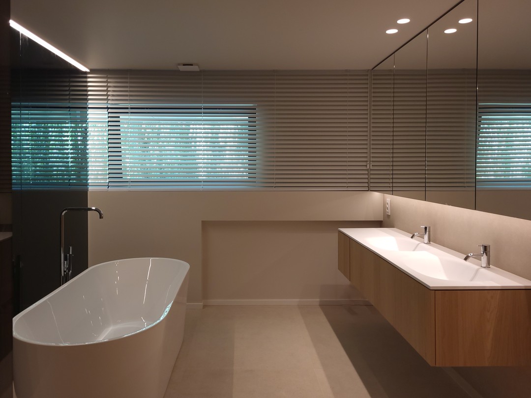project B-J Merelbeke
we zijn bijzonder fier deze pracht van een badkamer te mogen opleveren voor het verlof !
met grote dank aan #maatstaff , #grypvloeren, #Kristofdegrootte, #estelco, #bastu, #brunodevriendt voor de naadloze uitvoering hiervan!