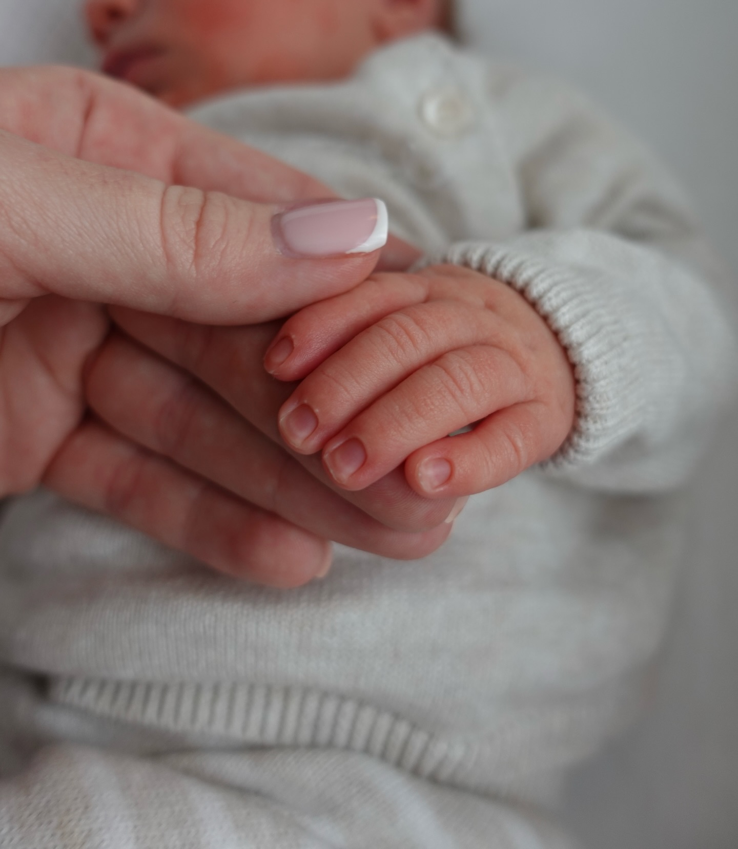 Welcoming Hudson to the Bon & Belle team 🧸🤍
Hudson arrived safely on the 8th March and I’ve just been enjoying every part of this little baby bubble! Thank you to everyone for being so patient whilst I navigate this new version of my life and to the girls for running to show - Couldn’t do it without you all ✨
Love always, Beth & Hudson xx