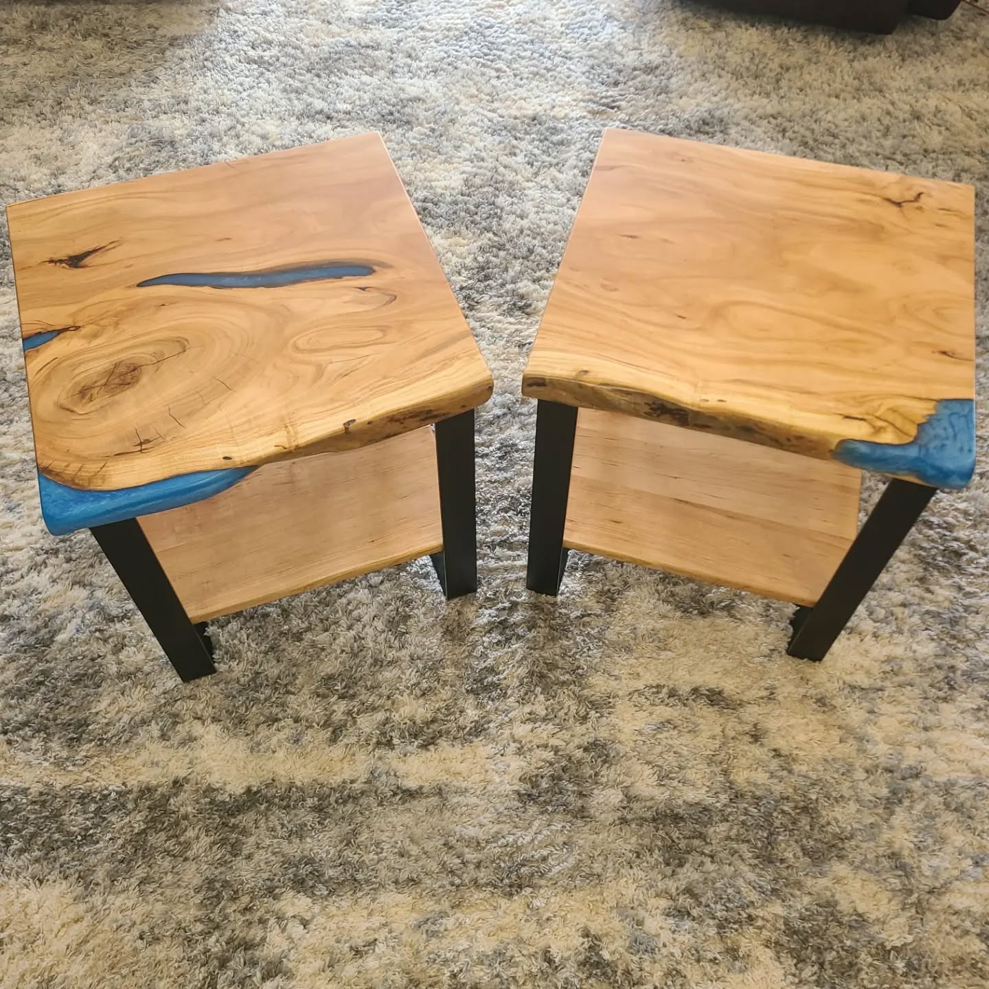 I love working with Cherry when I get the opportunity. It is surprisingly easy to cut and sand, and of course, it's just beautiful!
These two end tables match a coffee table I previously made. The customer who bought the table asked if I could make end tables to match.
#woodworking #localbusiness #smallbusiness
#sawmillbusiness #woodshop #cherry
#ecopoxy #epoxy #epoxyfurniture