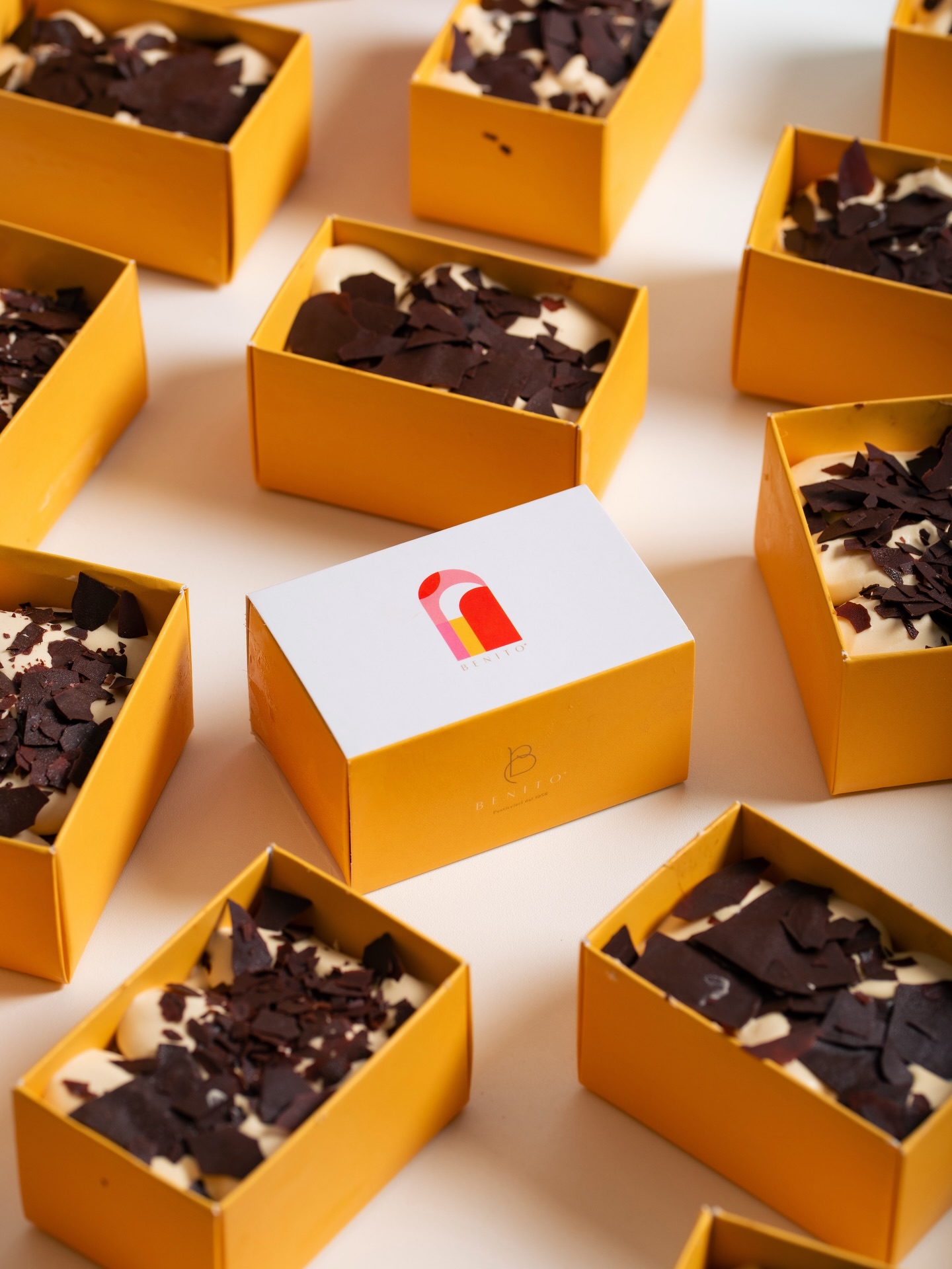 Da qualche giorno in Pasticceria Benito c’è una novità che conquista al primo assaggio: le nostre monoporzioni take away!
Buone, pratiche e pop: la dolcezza che vuoi, ovunque tu sia. 💛
#pasticceriabenito #monoporzioni #takeaway