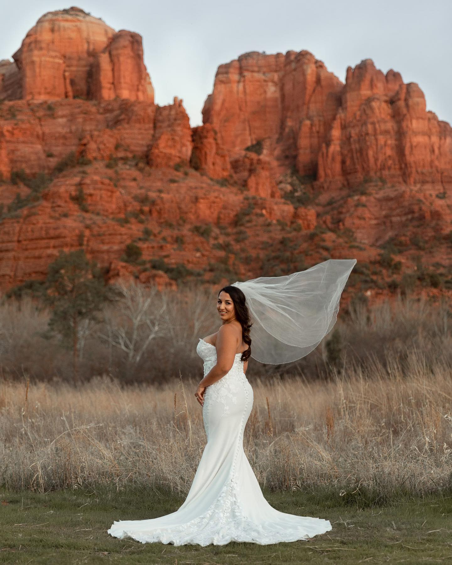 ✨ 💕 WEDDING PORTRAITS 💕 ✨
If you’re planning on having a small wedding and want to add a little something extra to your wedding day package, a wedding portrait aka bride and groom session, is perfect for you. Extend your wedding day by planning to do your portraits on a different day at a different location!
This flexibility allows you to go anywhere for your portraits and take as much time as you’d like when it fits best in your schedule. Think of it as an adventure session!
You’ll get to wear your wedding day attire more than once! Not everyone gets to say that.
#azweddingphotographer #azWeddingPhotogroahy #arizonaweddingPhotographer #ArizonaWeddingPhotography
#phxWeddingPhotography
#phxWeddingPhotographer
#ScottsdaleWeddingPhotographer
#DesertWeddingPortraits
#DesertWeddingPhotos #SedonaPhotographer #SedonaWedding #AZengagement #azengagementPhotographer