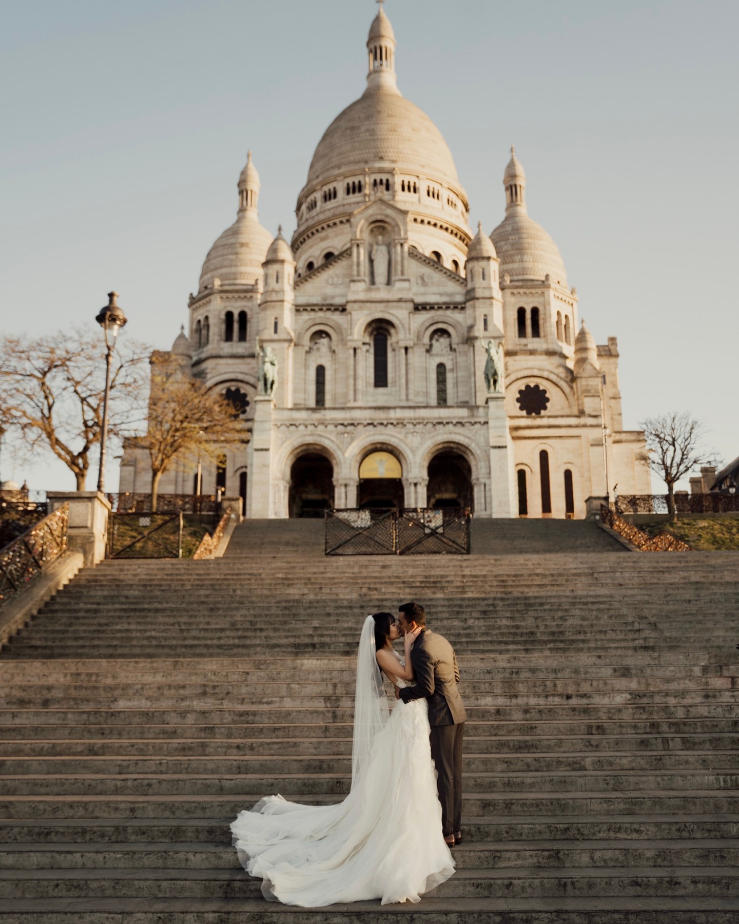 Spring is almost here in Paris 🌸
And it’s one of the most beautiful seasons for a pre-wedding session. Soft morning light, blooming gardens, and quiet streets make the city feel even more romantic.
Best timing tip: sunrise sessions in spring give you dreamy light and a peaceful Paris before the city wakes up ✨
Are you dreaming of a spring pre-wedding in Paris?
.
.
.
.
Visit our bio for more tip & inspired stories.
Caption hashtags:
#parisprewedding #parisphotoshoot #pariselopement