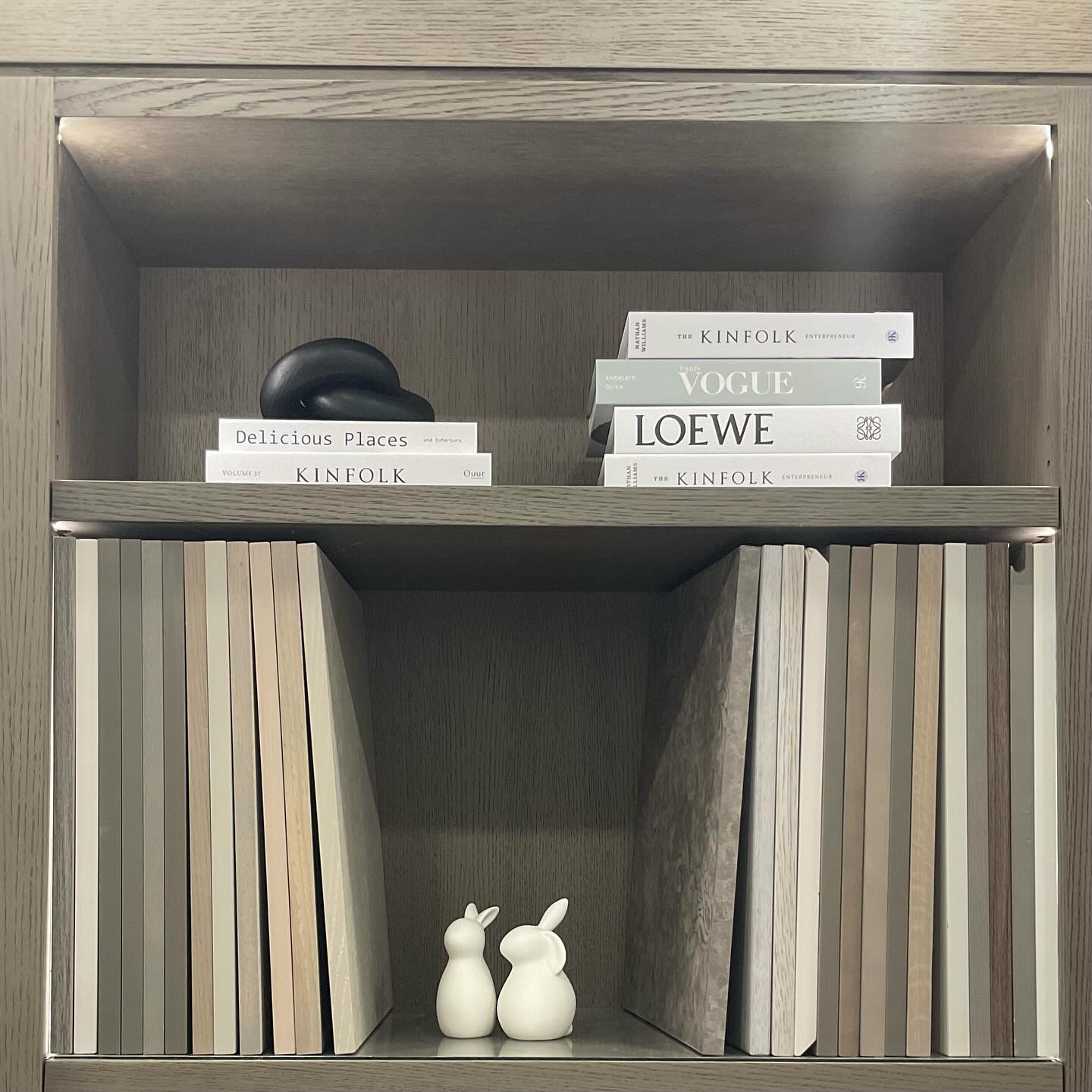 Custom bookcase photo drop
Stay tuned for the final results
@crownkitchensinc
@hmhome
@cb2
Modern. Bookcase. Custom furniture. Interior design. Luxury design. Decor. Accessories. Wood. Ceramic.
#modern #bookcase #custom #customfurniture #interiordesign #interioirdecor #luxury #luxurydesign #luxurylifestyle #decor #décor #accessories #wood #ceramics