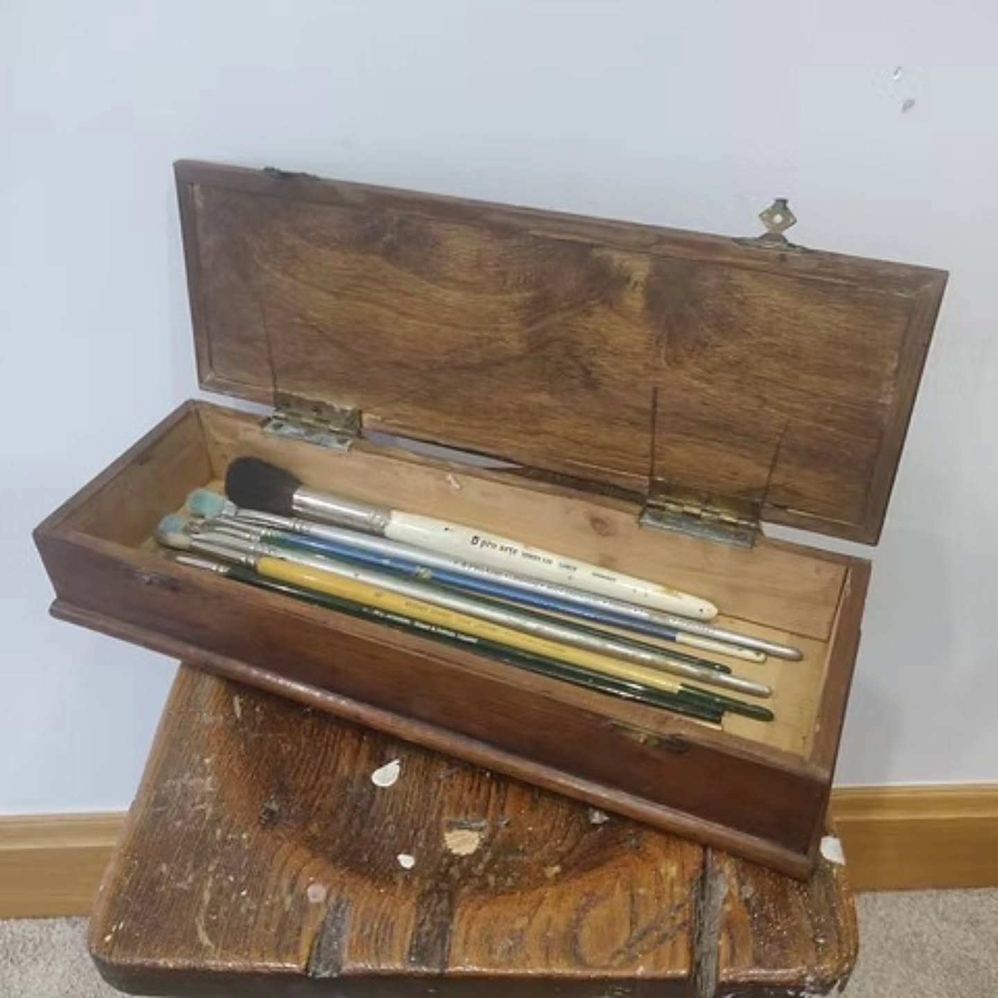 Antique Victorian late 19th century oak glove box upcycled to artist box | https://share.google/0MbxAc7gzRzBE5MNB #stufftoyouandme